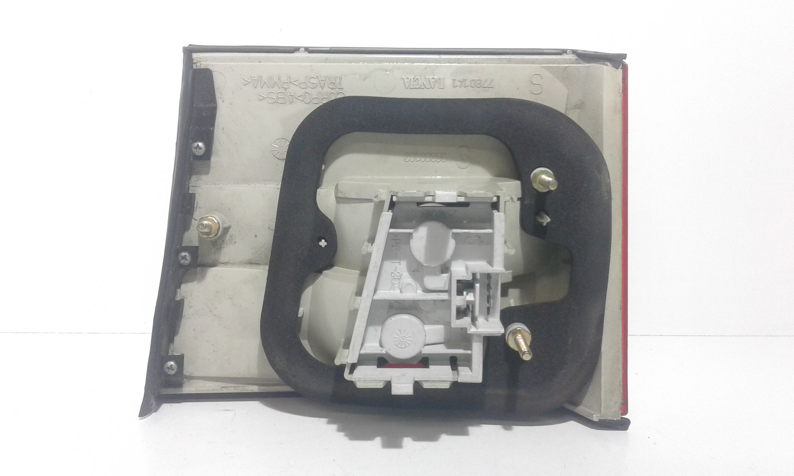 fanale stop supplementare sinistro - Immagine 1 di 3