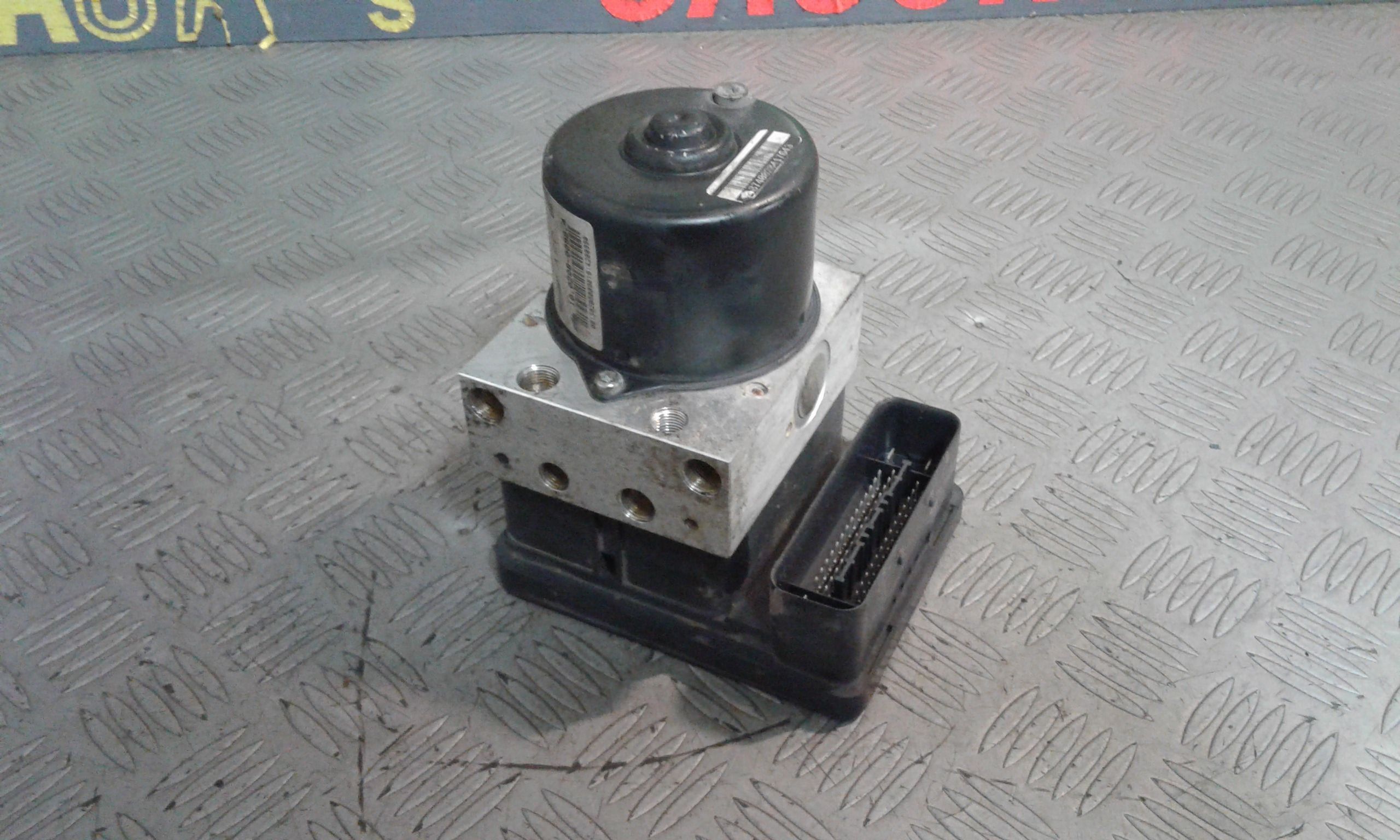 Pompa ABS - Immagine 1 di 3