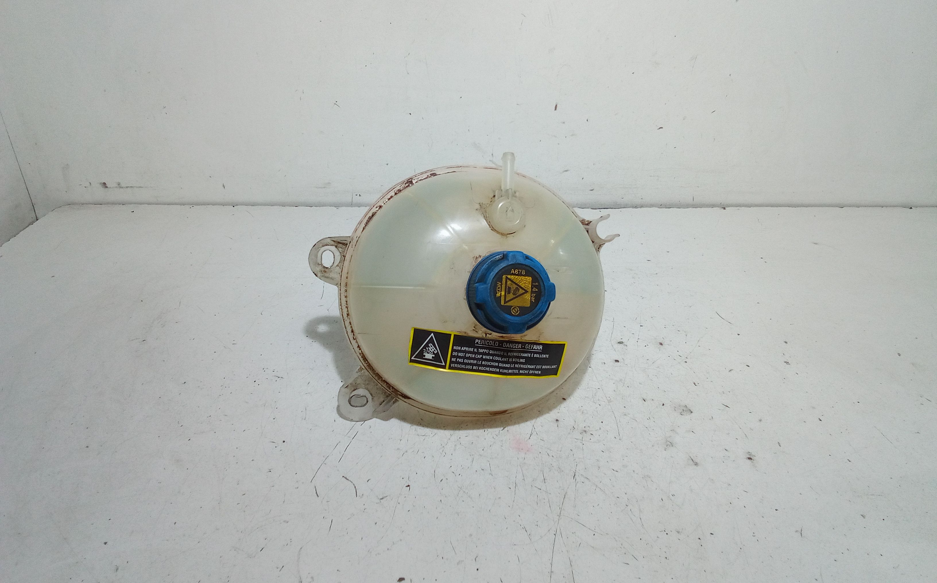 vaschetta compensazione radiatore - Immagine 1 di 4
