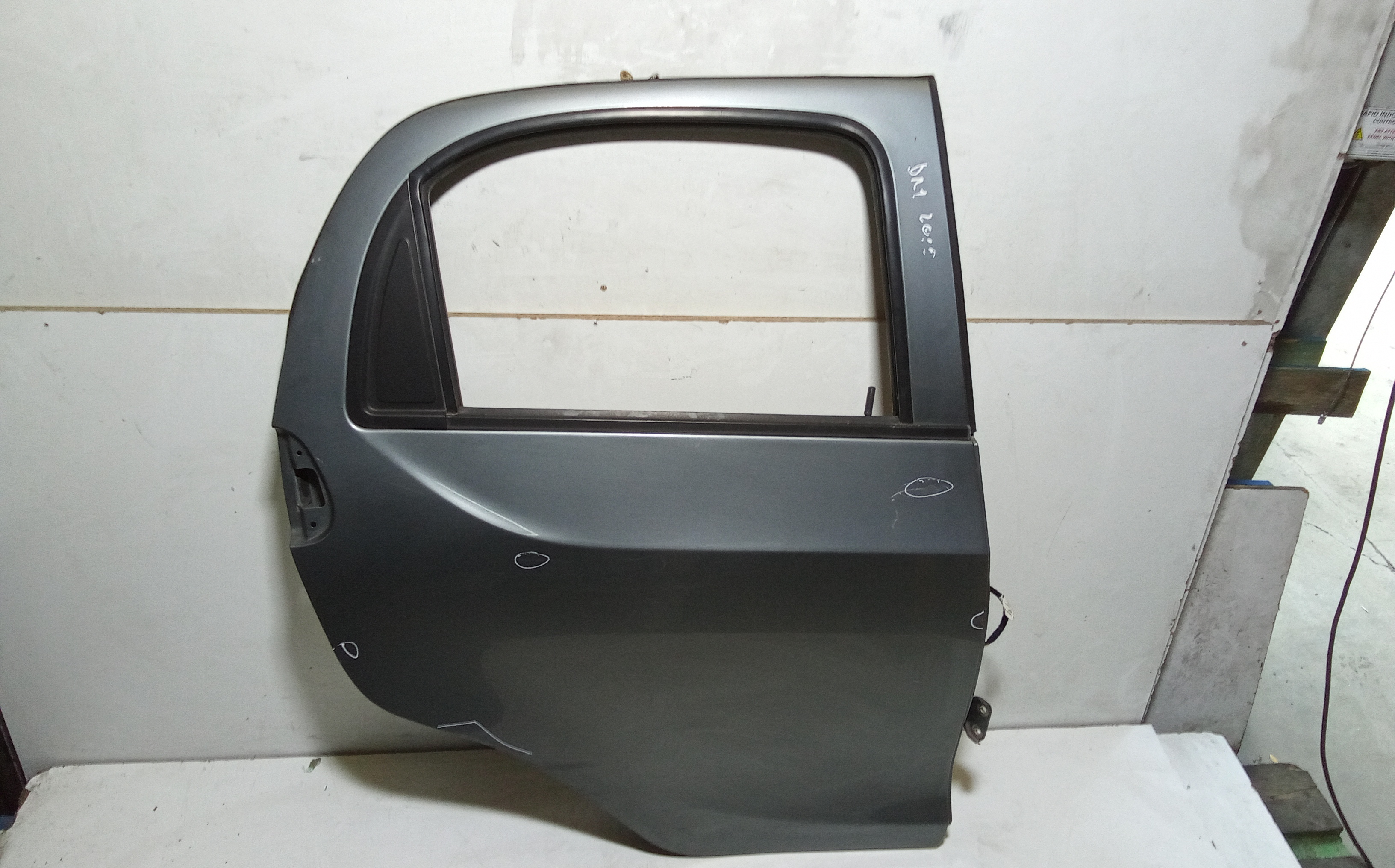 porta post. destro - Immagine 1 di 4