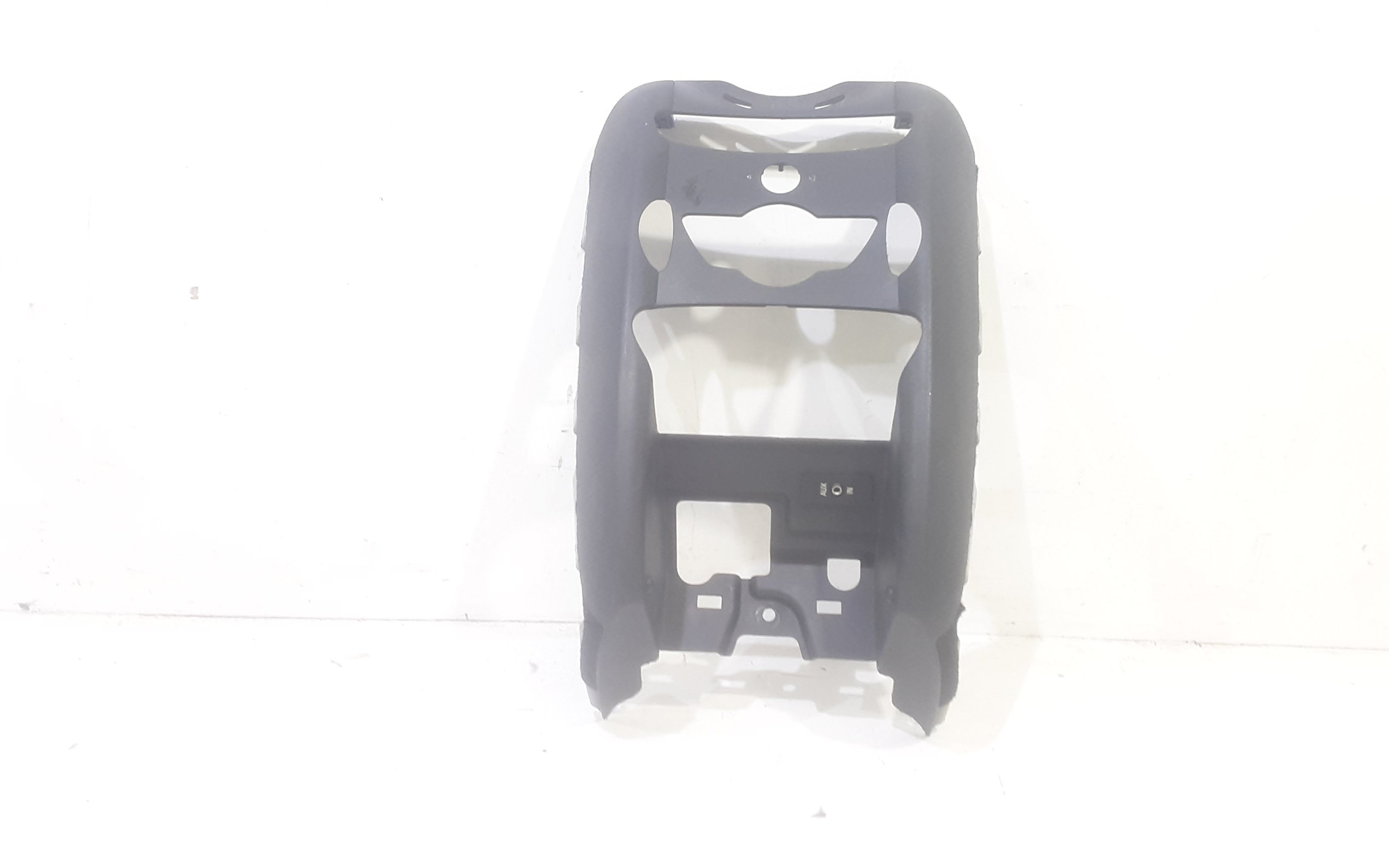 Rivestimento centr. Cruscotto, Mascherina portastrumenti centr. Cruscotto - Immagine 1 di 5