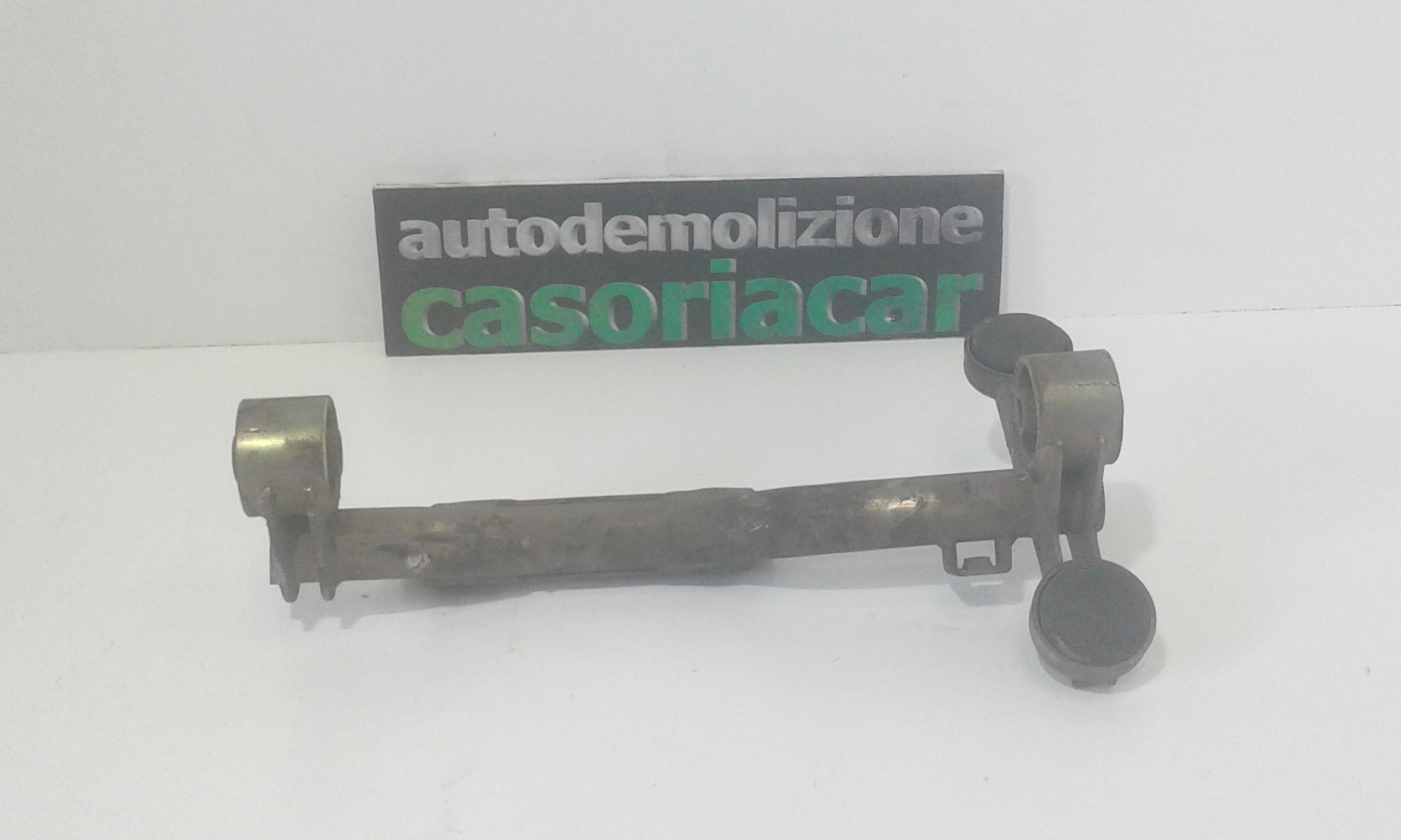 Piastra alloggiamento supporto motore (con eventuale bielletta o tirante associato) - Immagine 1 di 4