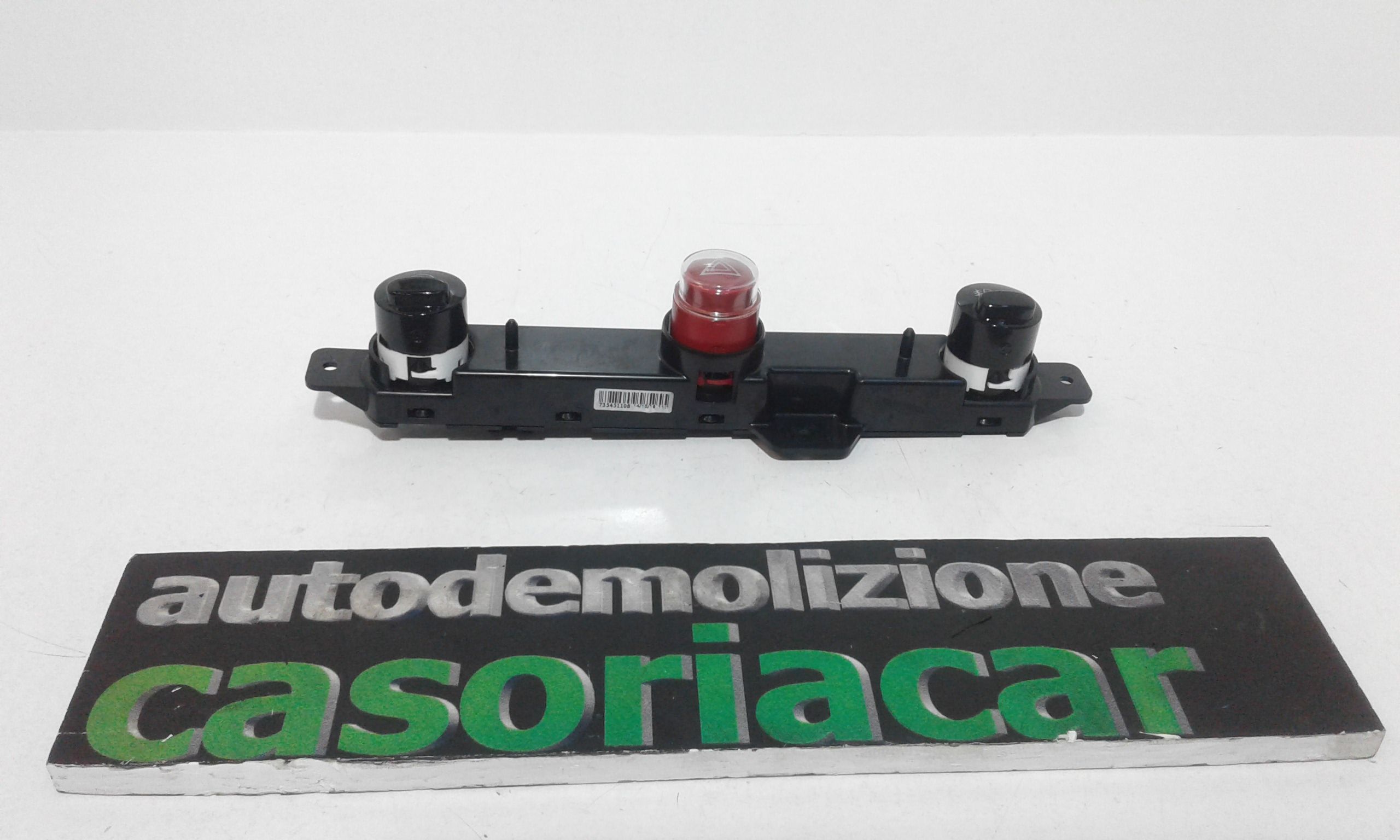 Interruttore luci emergenza - Immagine 1 di 4