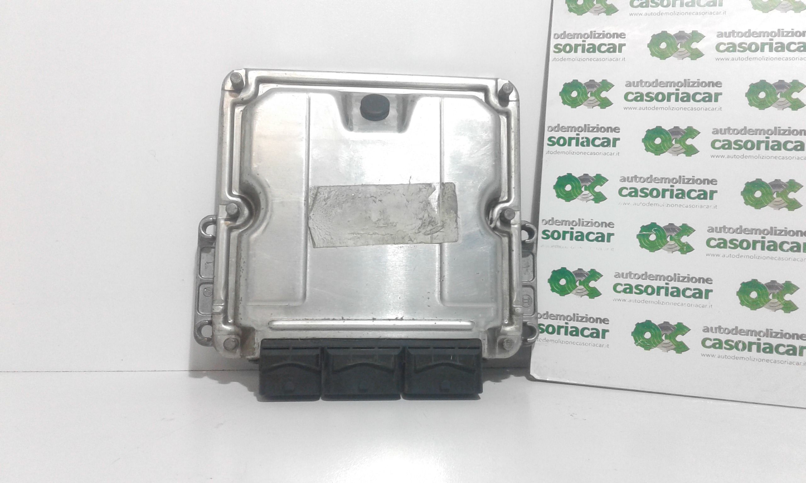 Centralina Iniezione (Bosch) 8200057536 0 281 010 843 Usato
