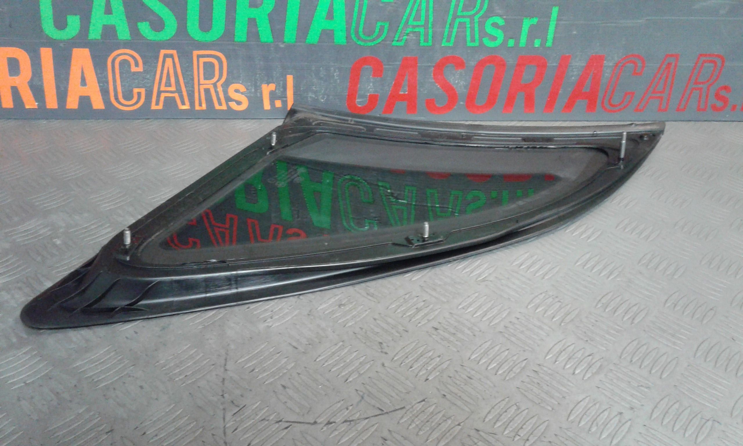 Fisso porta post. Destro - Immagine 1 di 3
