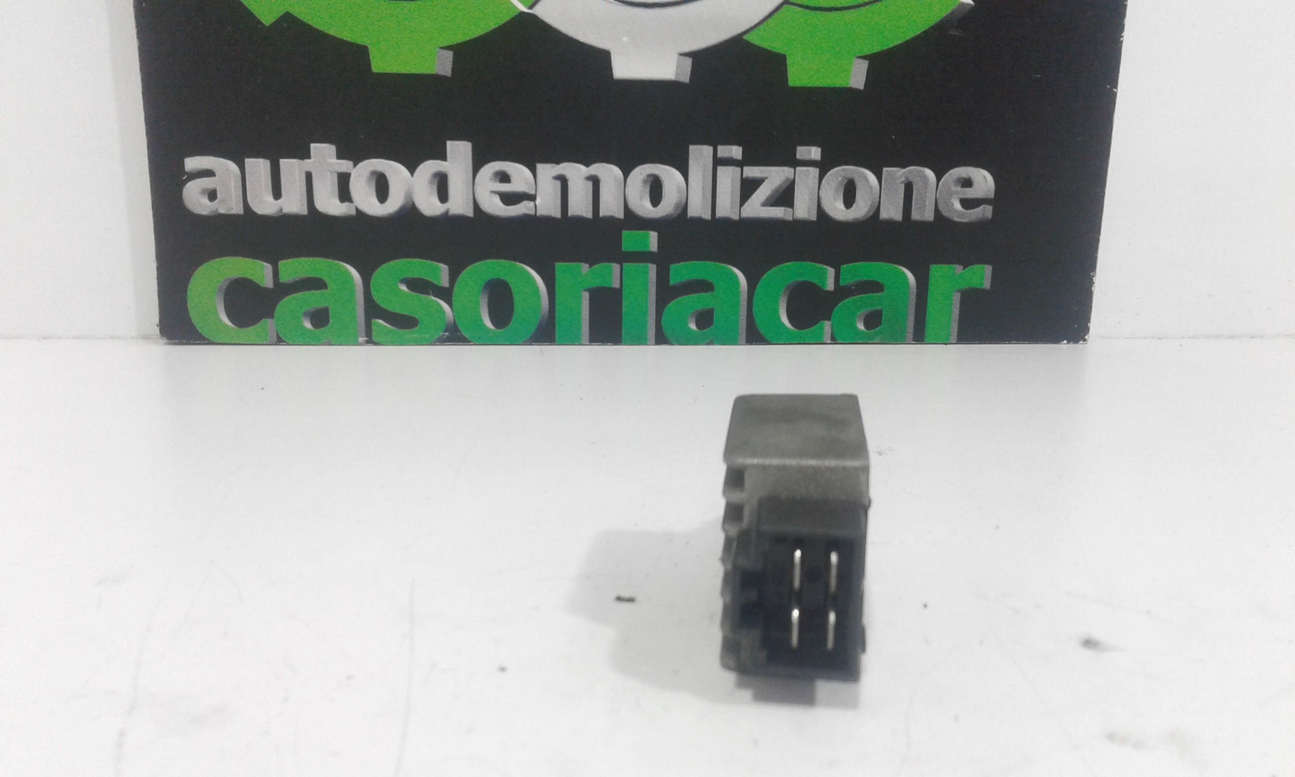 Regolatore tensione - Immagine 1 di 3