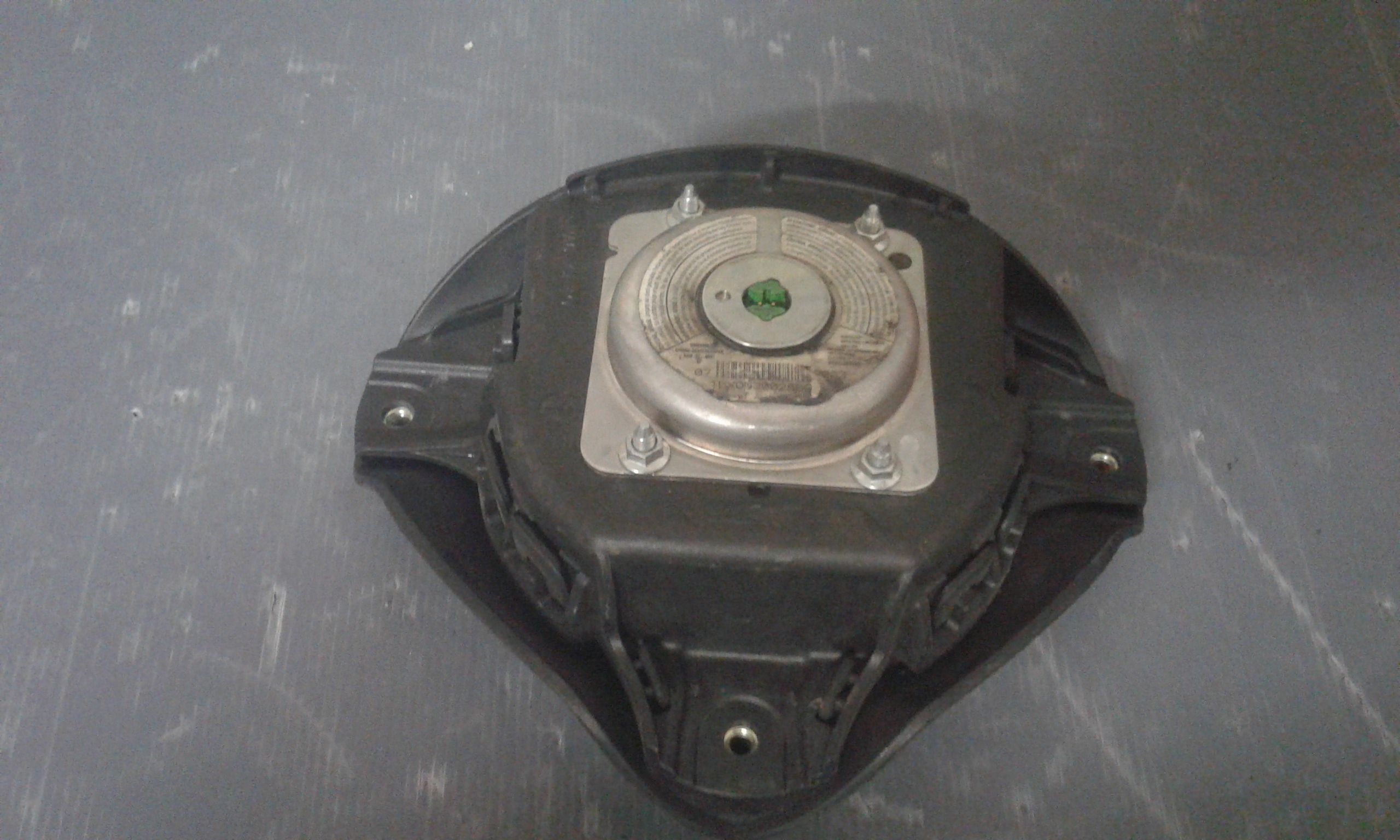 Dispositivo airbag lato guida - Immagine 1 di 3