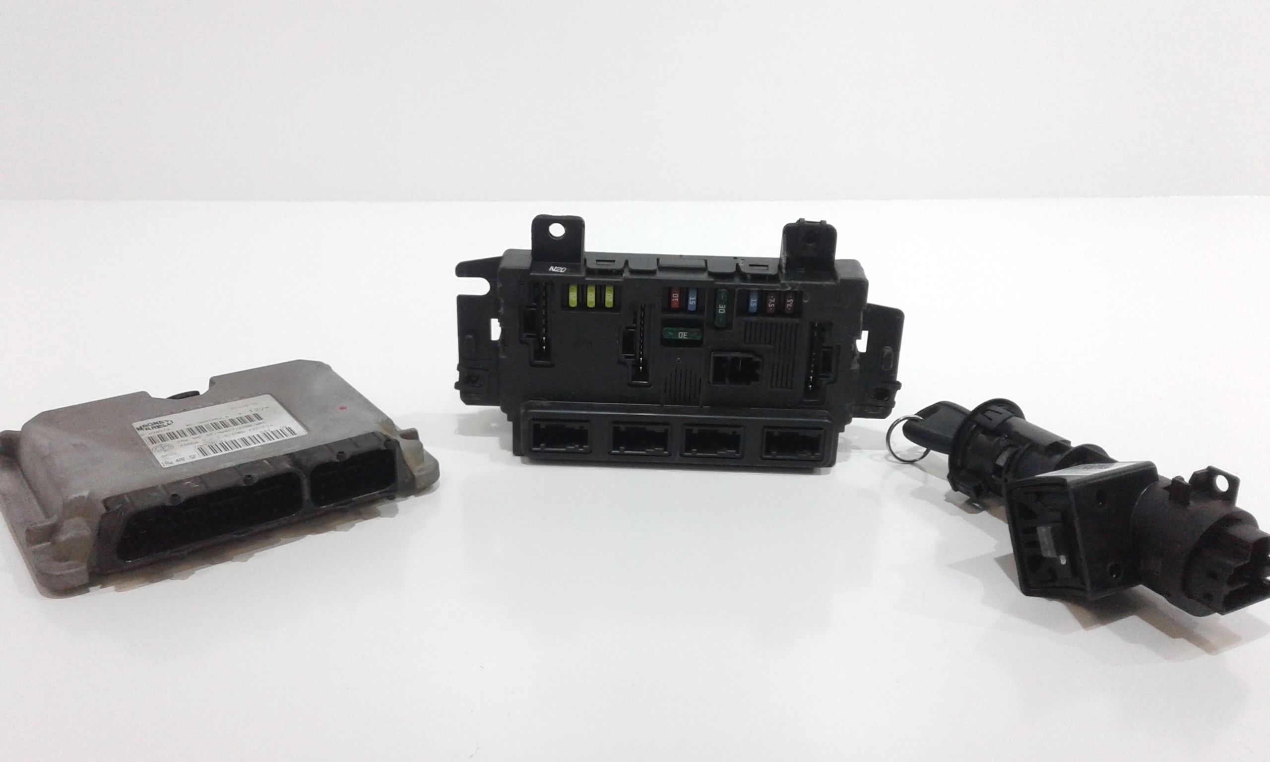 Kit Centralina Motore - Immagine 1 di 6