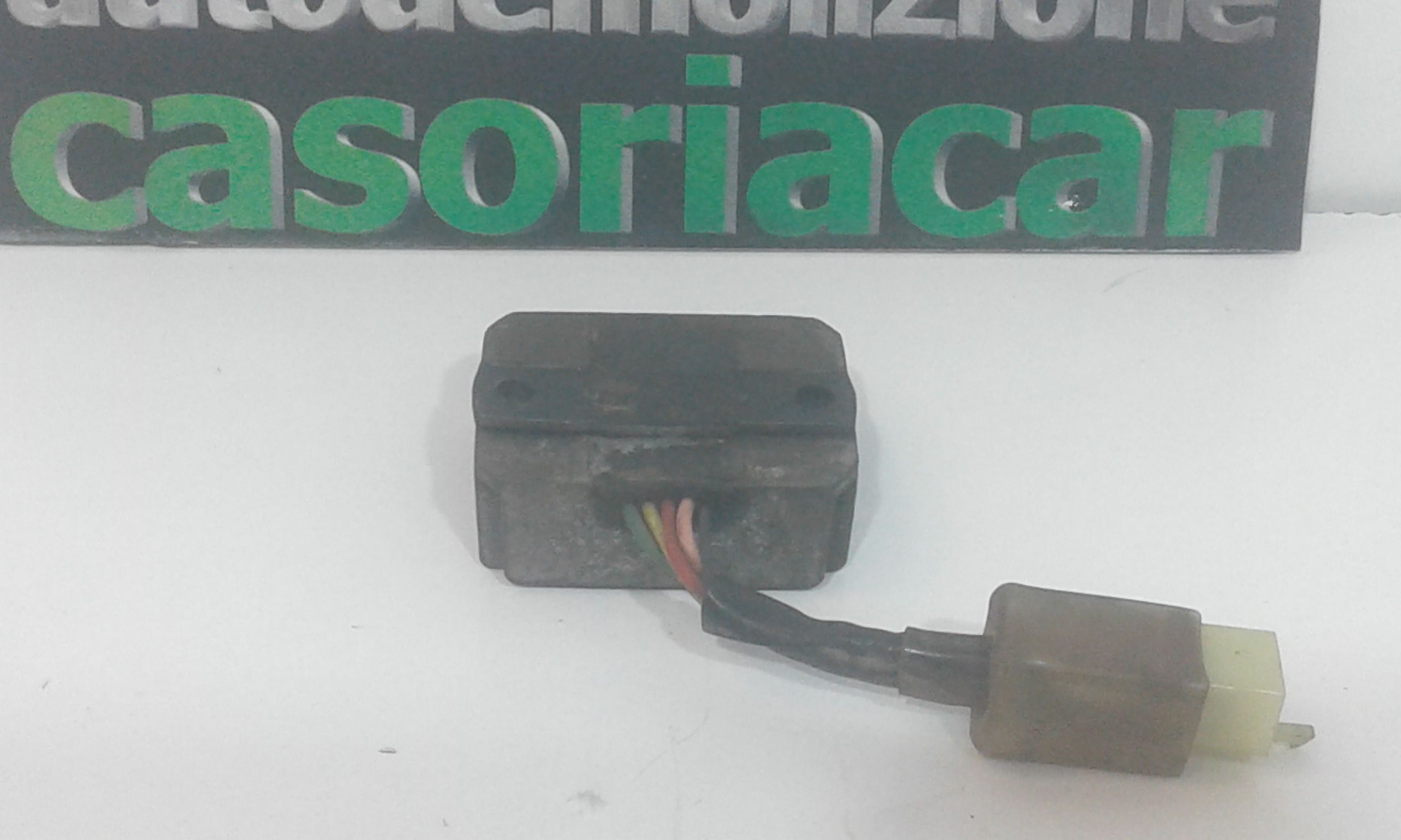 Regolatore tensione - Immagine 1 di 2