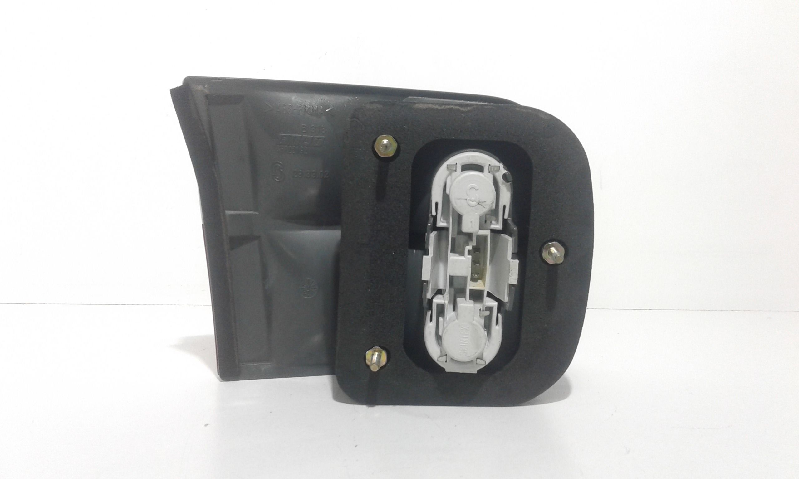 fanale stop supplementare sinistro - Immagine 1 di 3