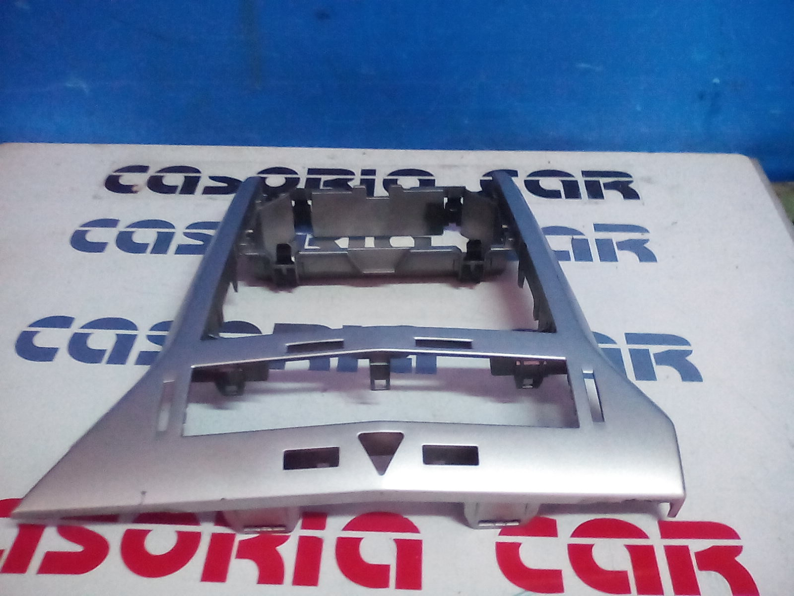 Rivestimento centr. Cruscotto, Mascherina portastrumenti centr. Cruscotto - Immagine 1 di 3