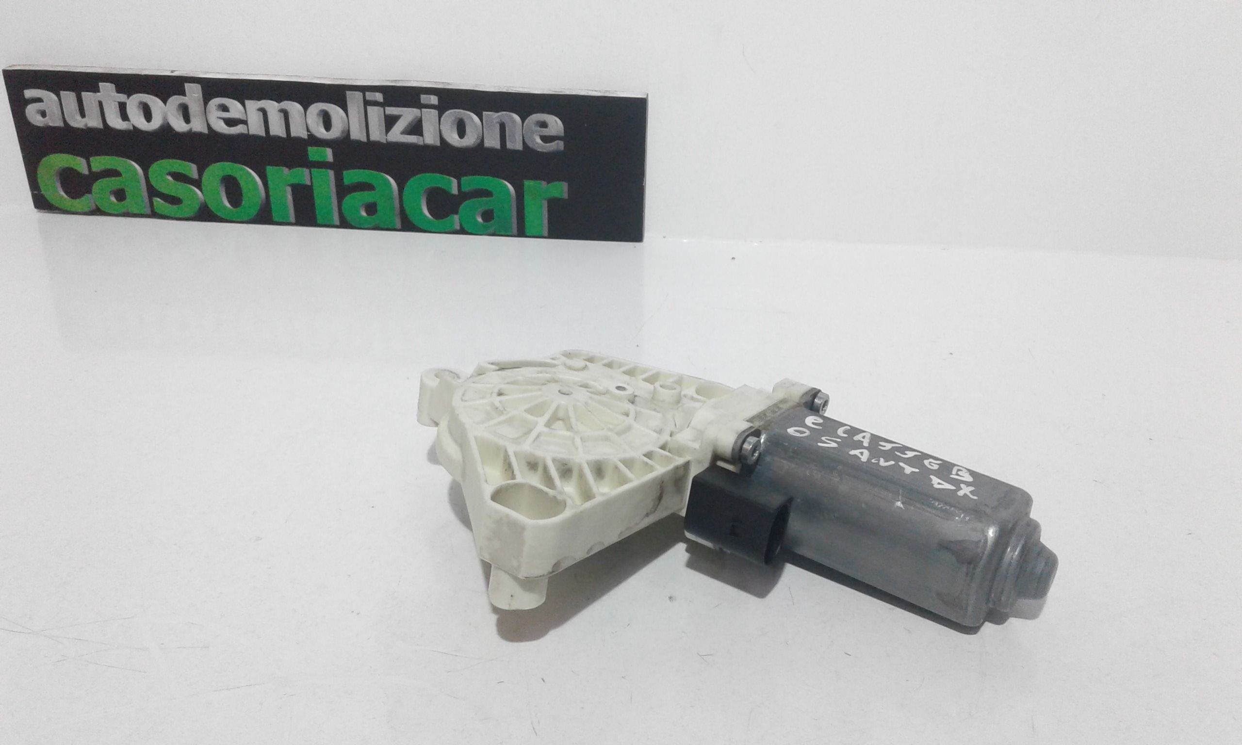 Motorino alzacristallo porta ant. Destro - Immagine 1 di 3