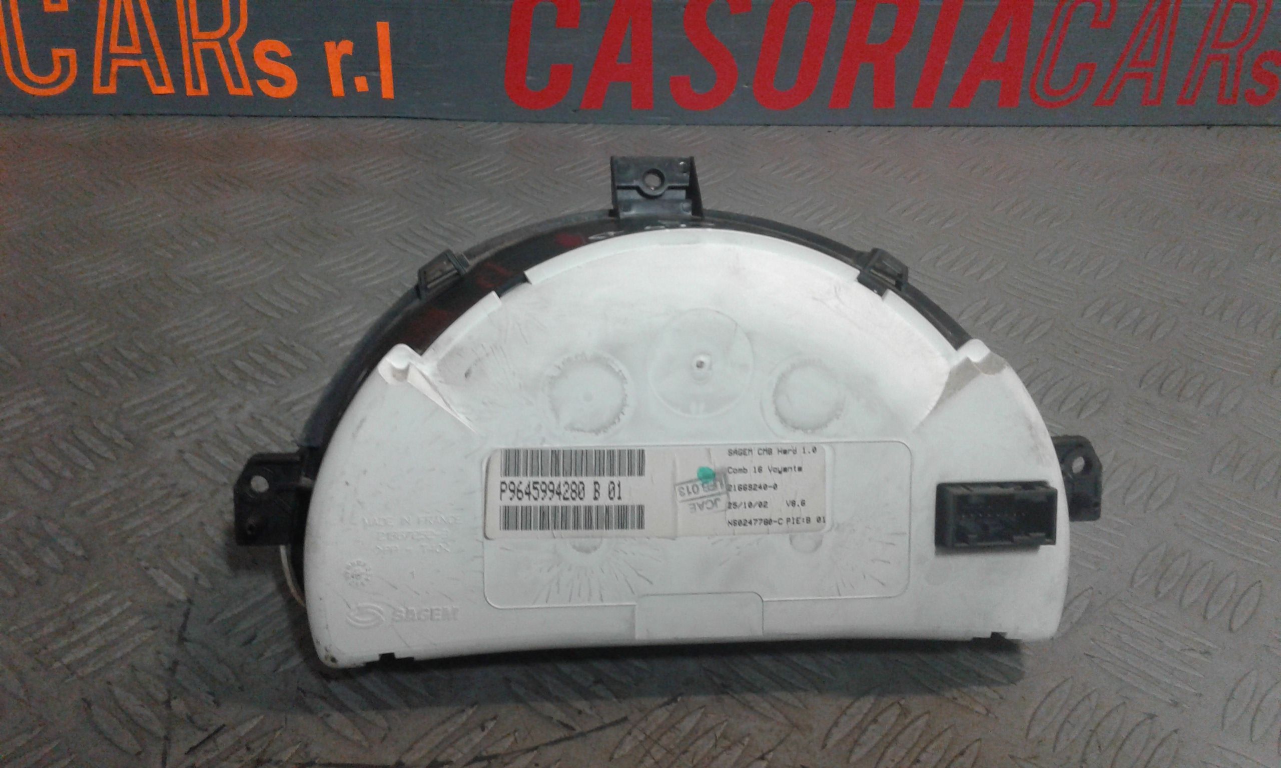 Quadro Portastrumenti Usato