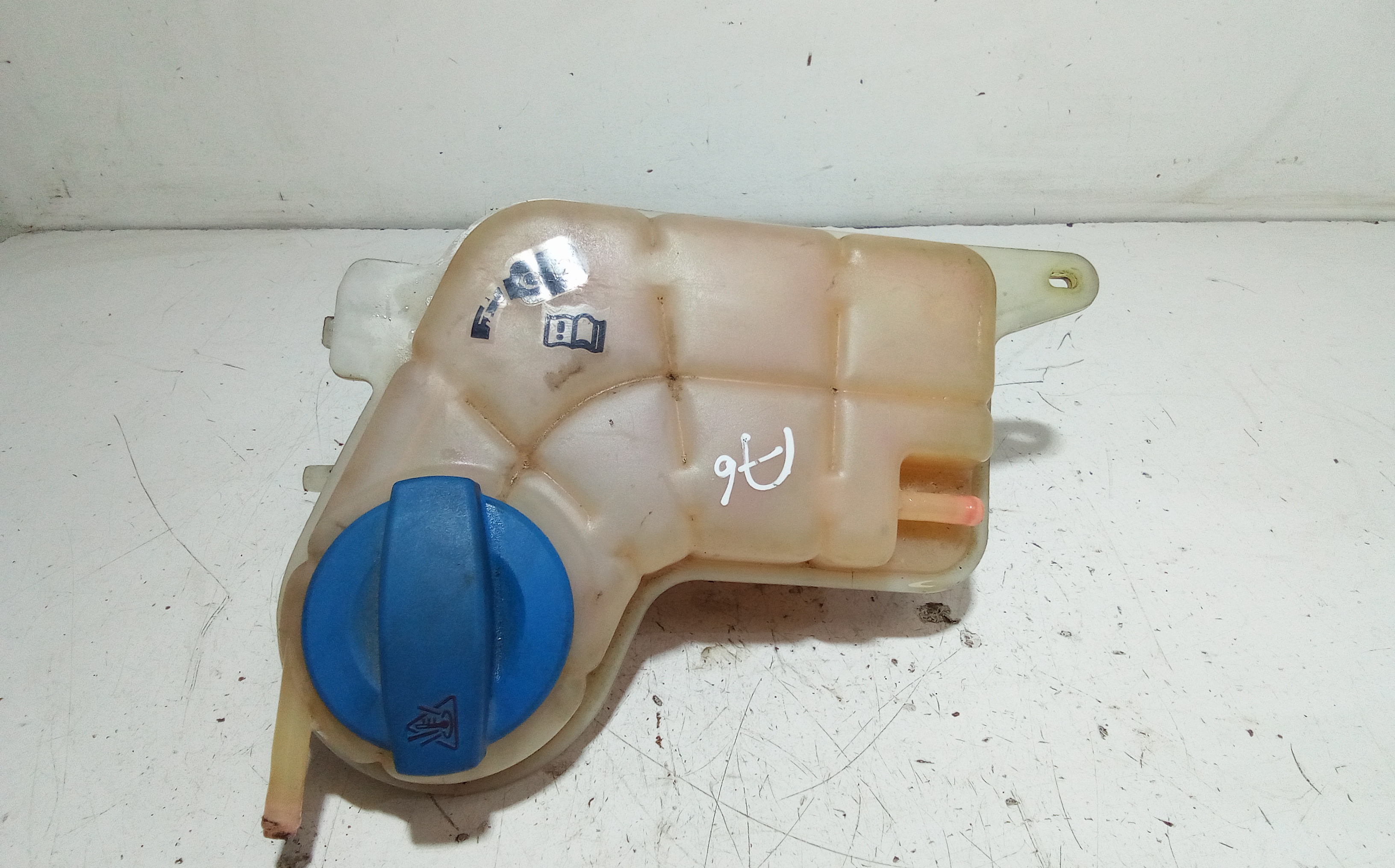 vaschetta compensazione radiatore - Immagine 1 di 4