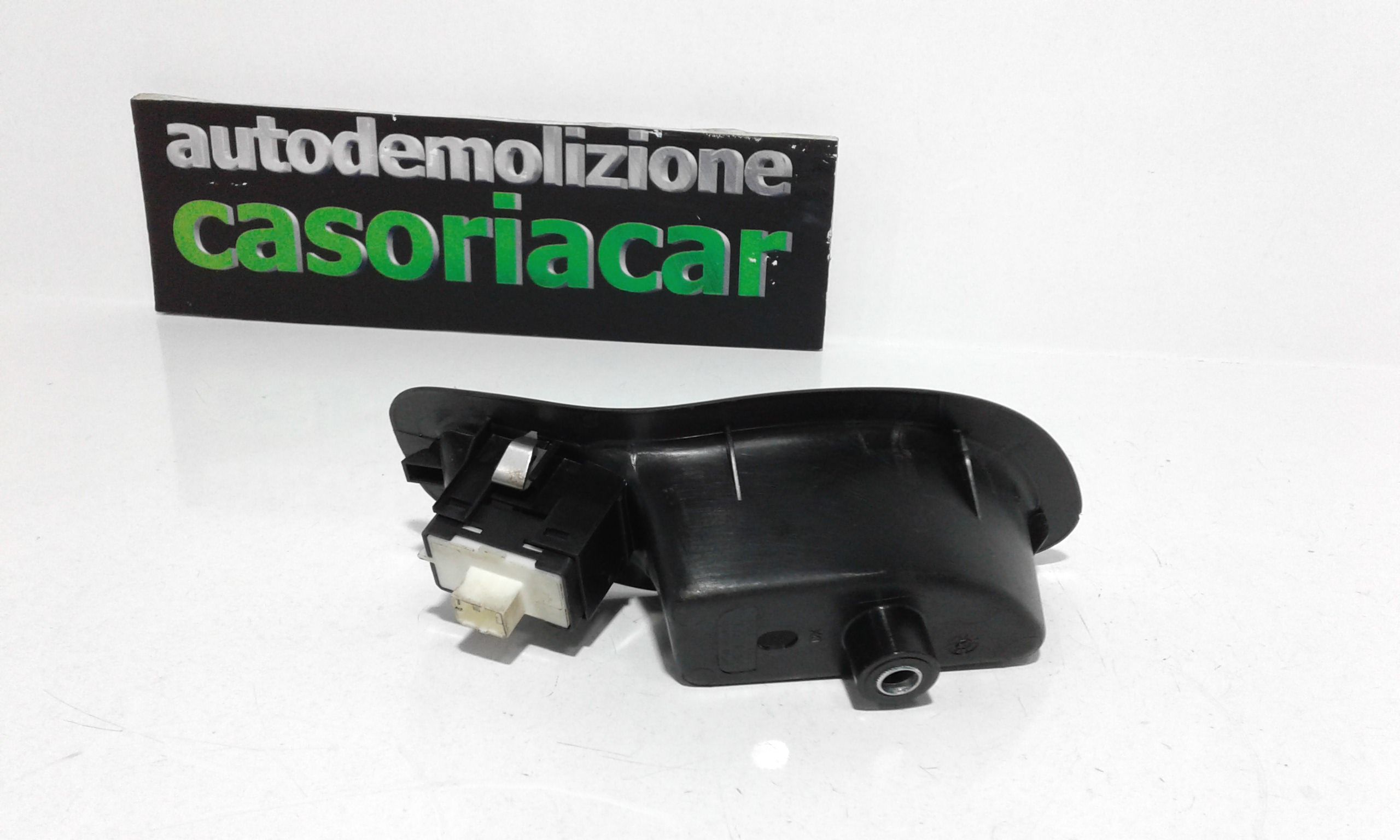 Interruttore alzacristalli porta post. Destro - Immagine 1 di 3