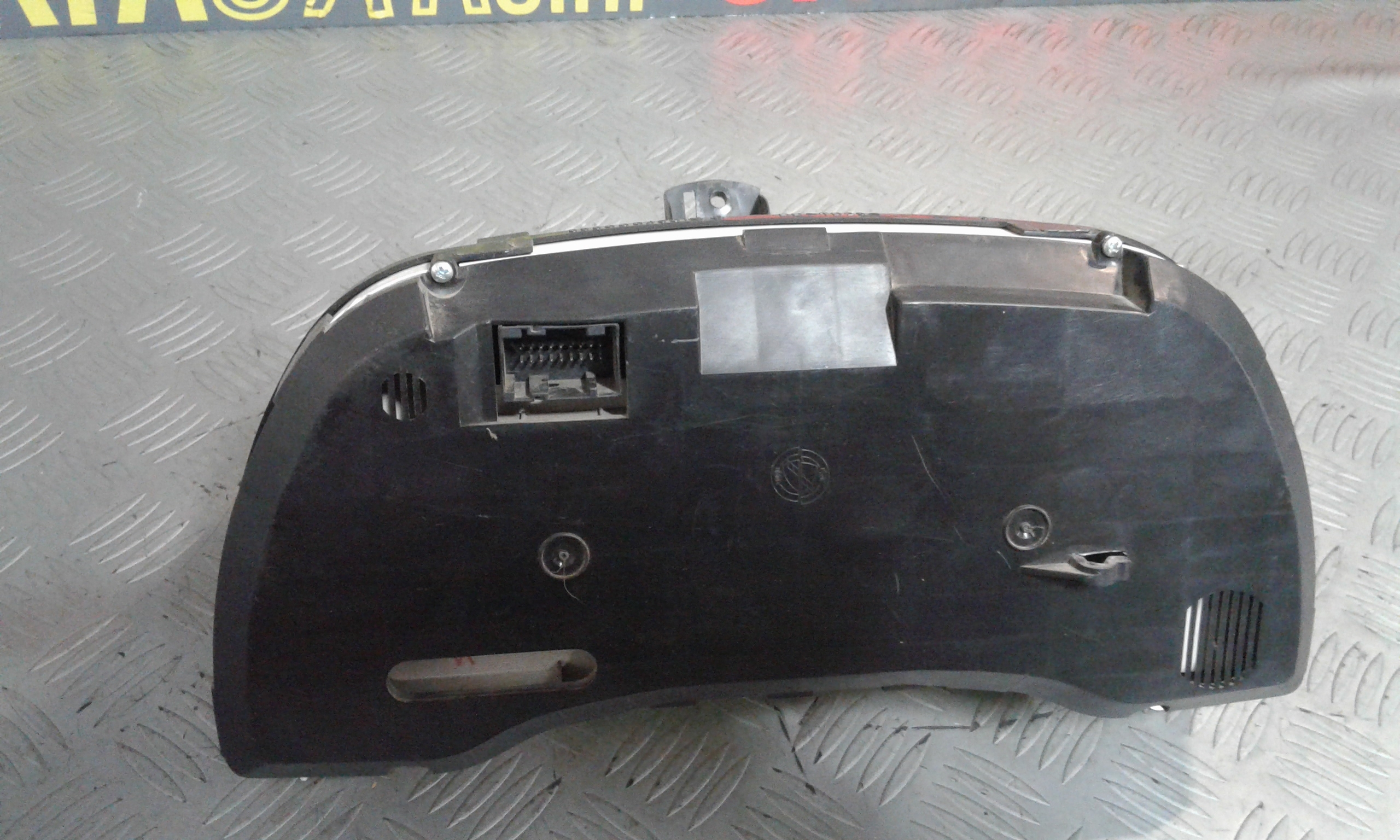 Quadro portastrumenti - Immagine 1 di 3