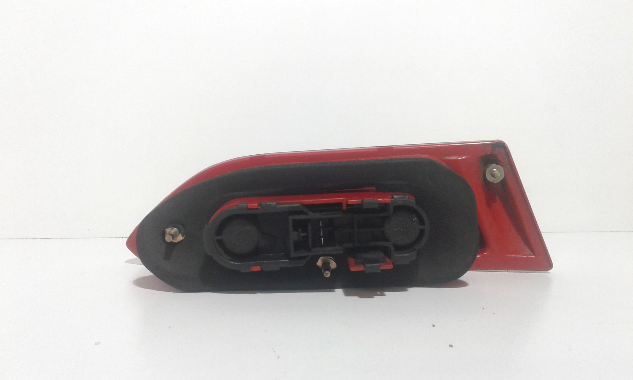 fanale stop supplementare sinistro - Immagine 1 di 3