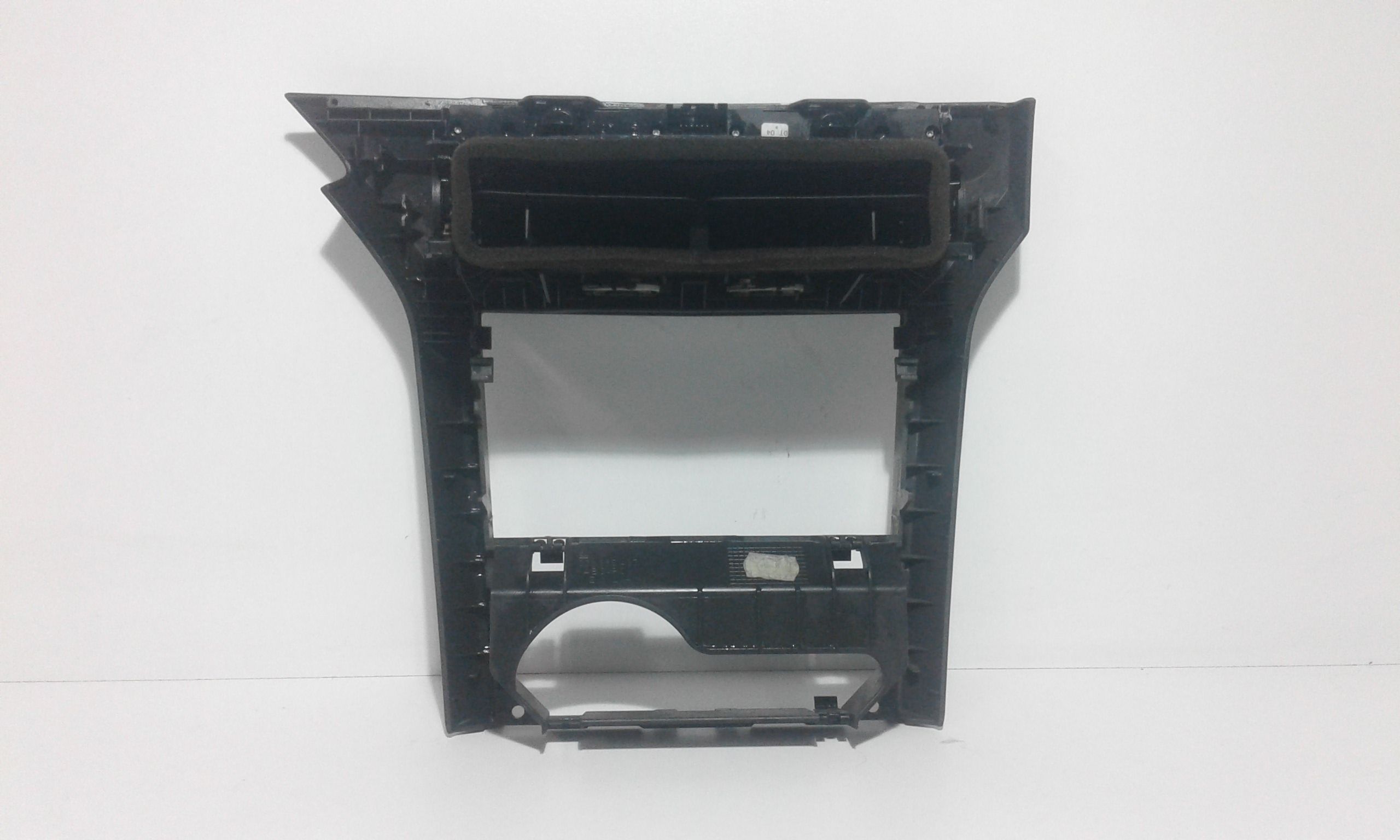 Rivestimento centr. Cruscotto, Mascherina portastrumenti centr. Cruscotto - Immagine 1 di 3