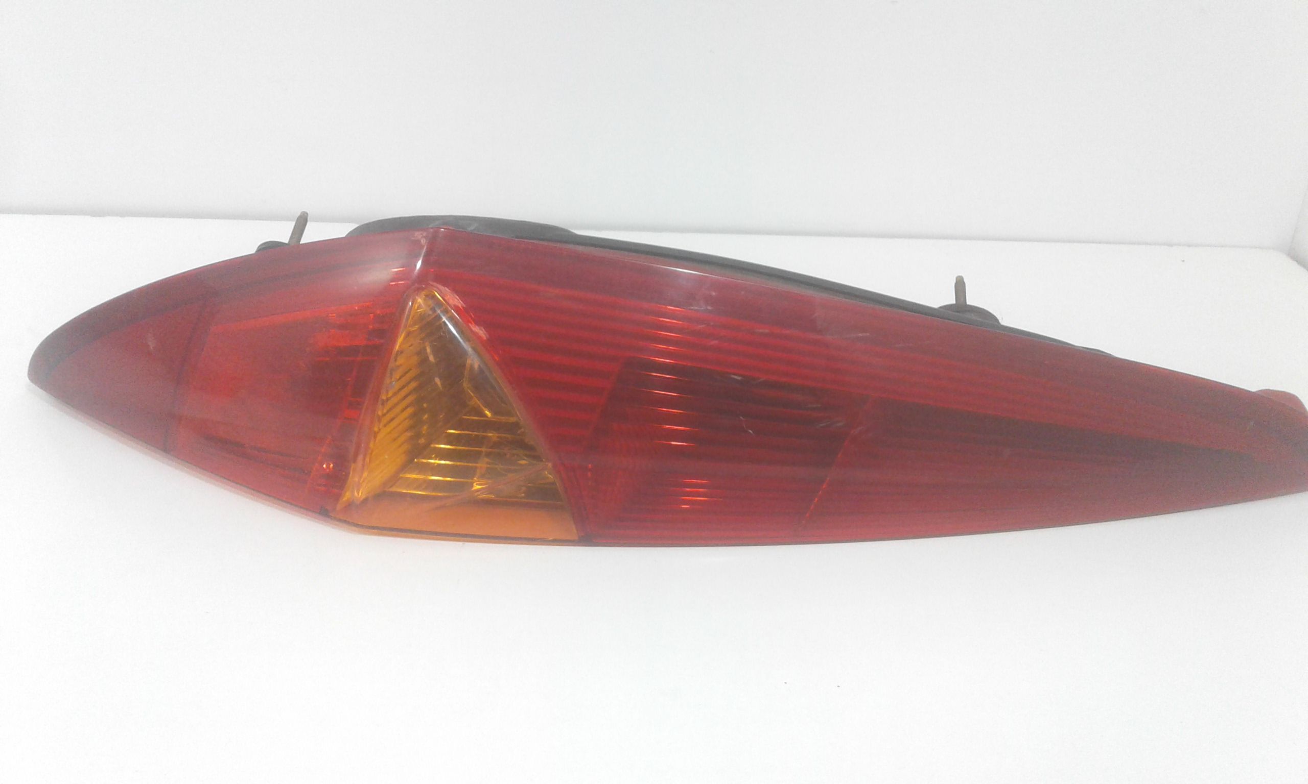 fanale stop supplementare destro - Immagine 1 di 3