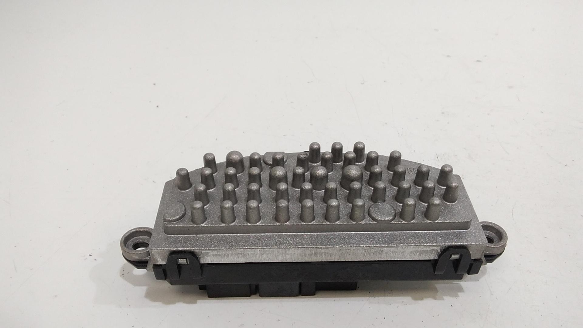 Resistenza Elettroventola Radiatore Volkswagen TIGUAN (AD1) (02/16>04/21<) 5Q0907521C Usato