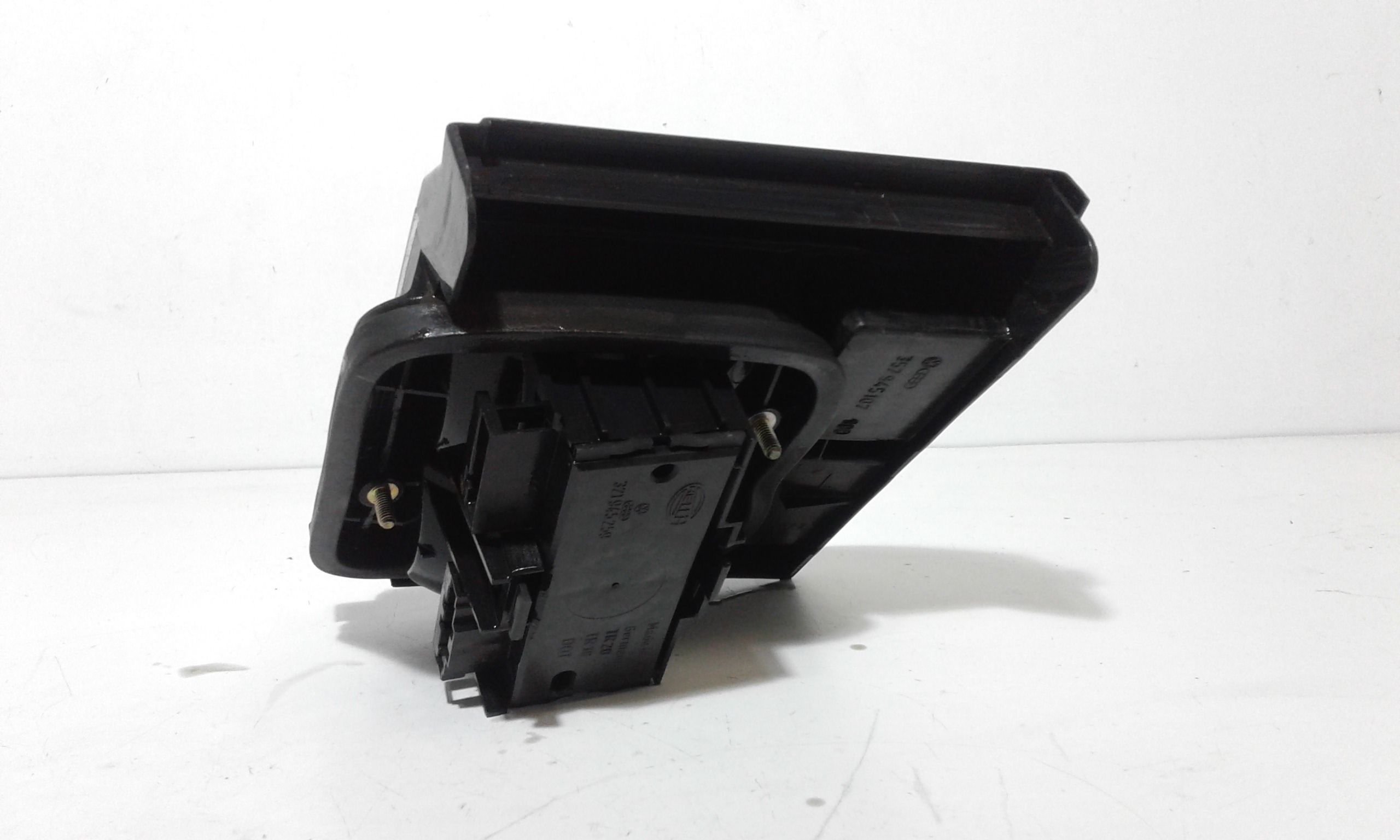 fanale stop supplementare sinistro - Immagine 1 di 5