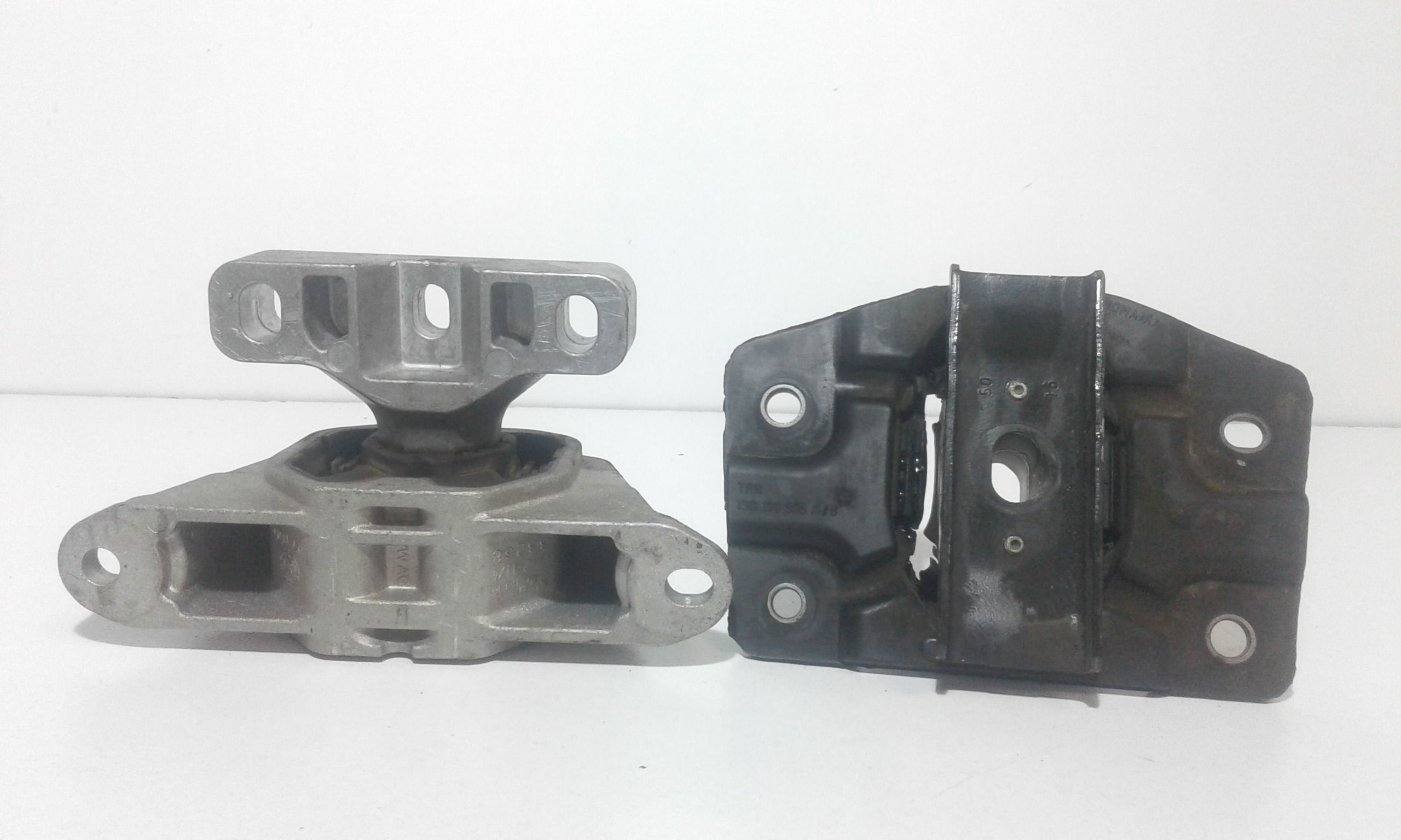 Supporto ant. Motore,Supporto post. motore (bielletta), Bielletta supporto motore - Immagine 1 di 7
