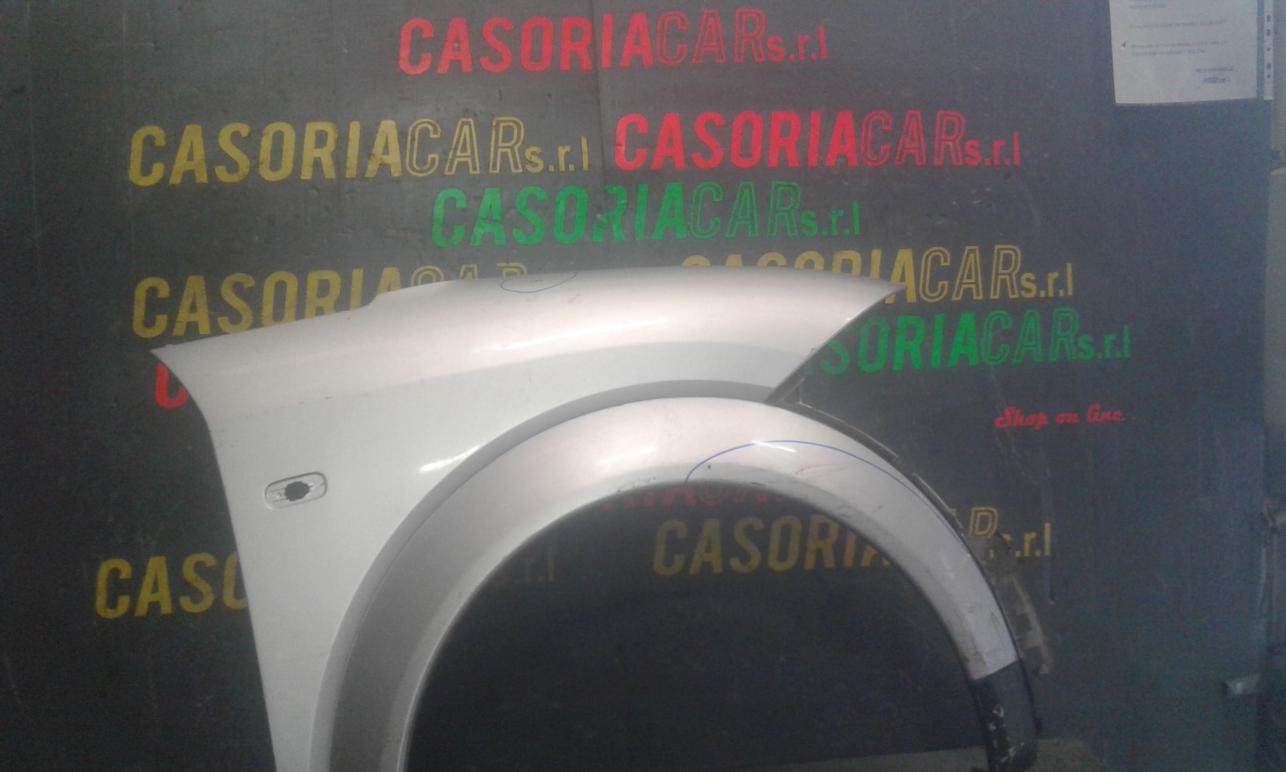Parafango Ant. Destro 8Z0821106CGRU Usato