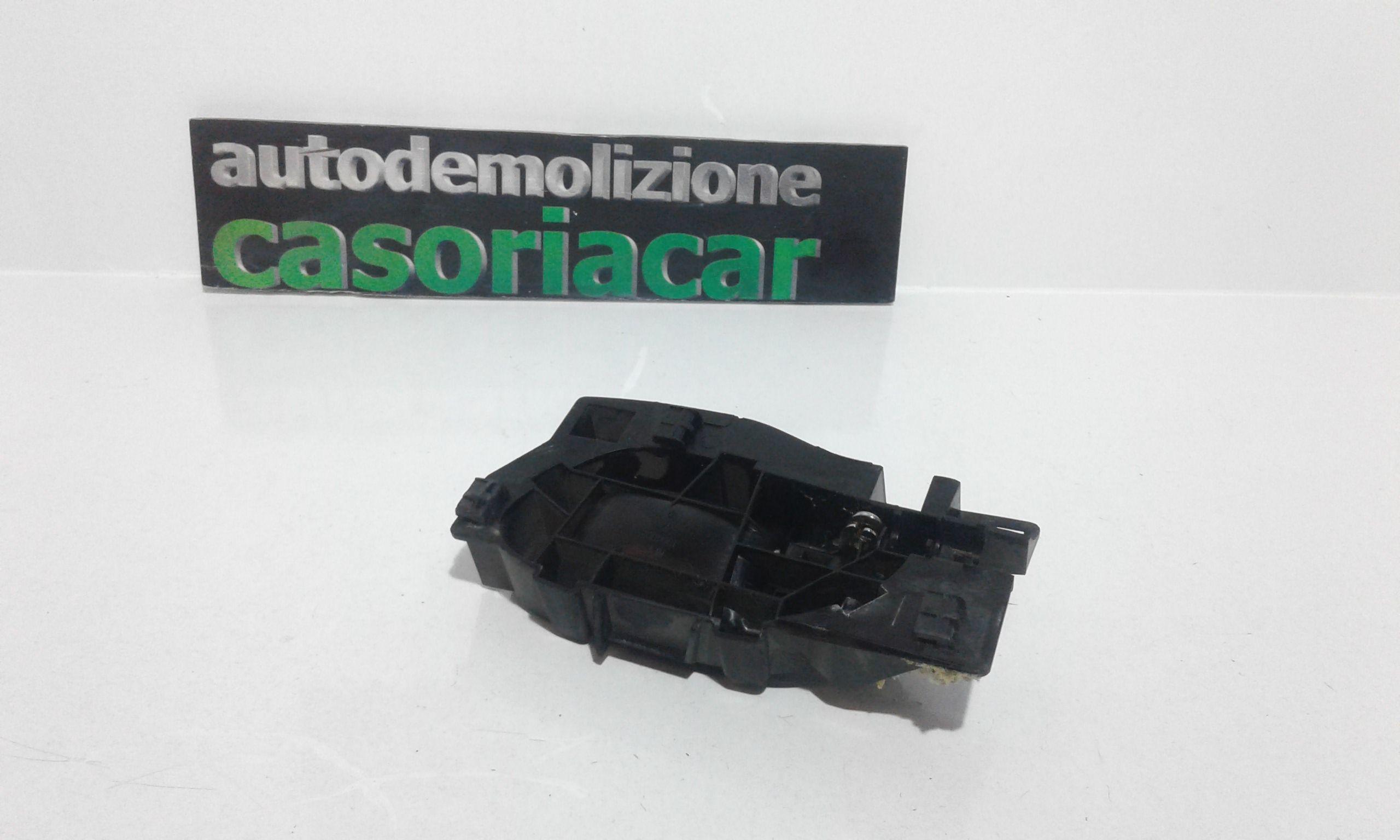 Maniglia int. apertura porta post. Destro - Immagine 1 di 3