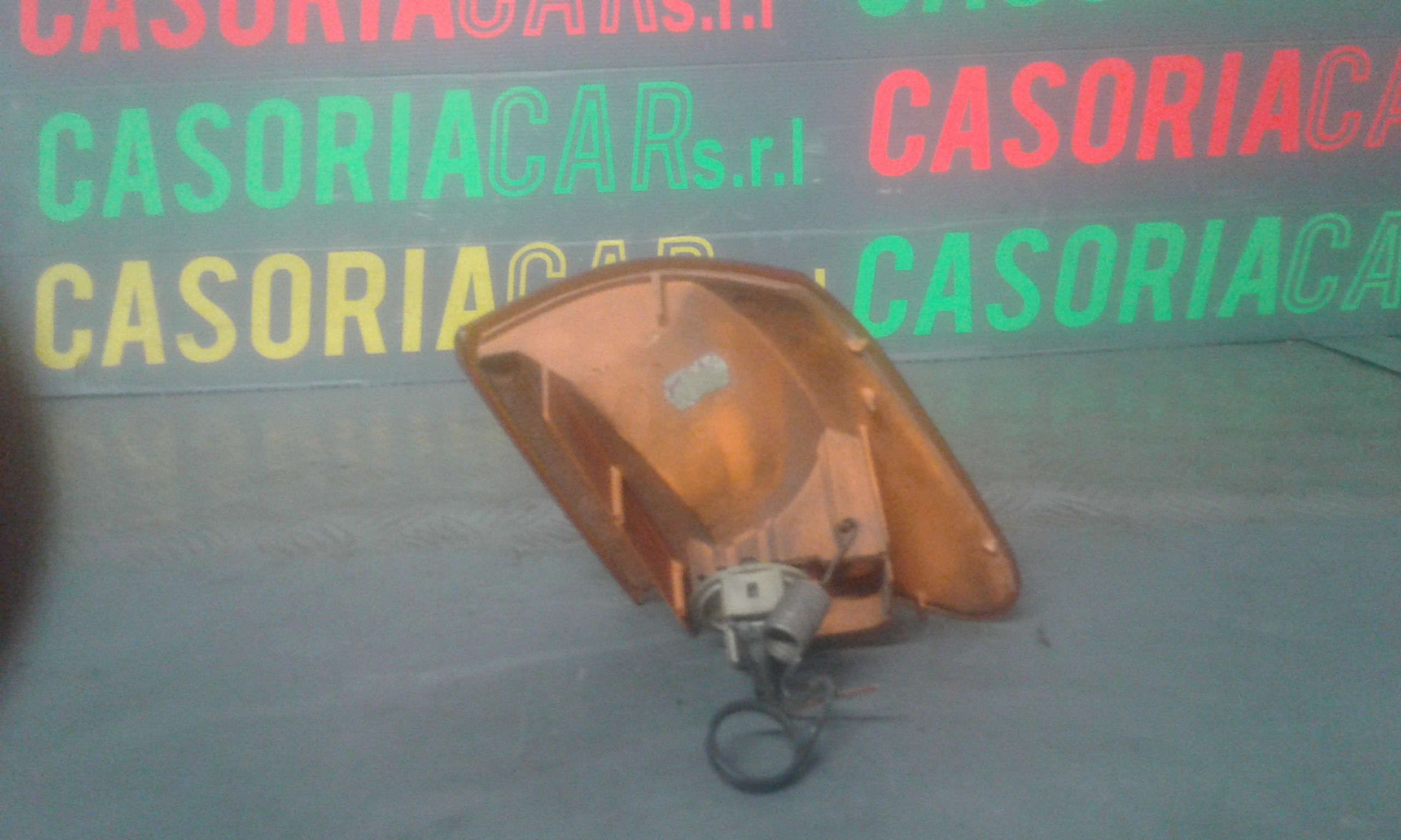 Lampada direzione ant. Sinistro - Immagine 1 di 3