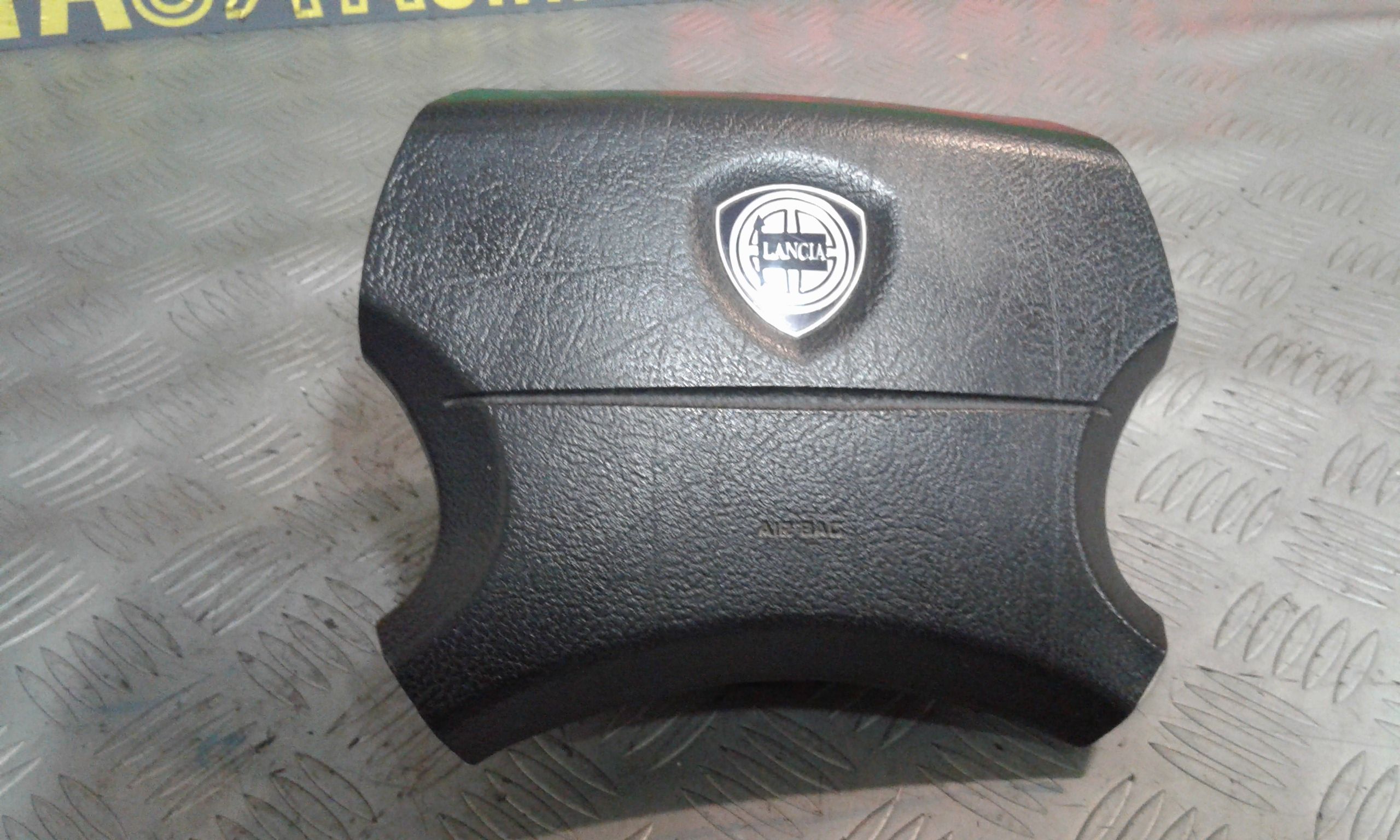 Dispositivo airbag lato guida - Immagine 1 di 3