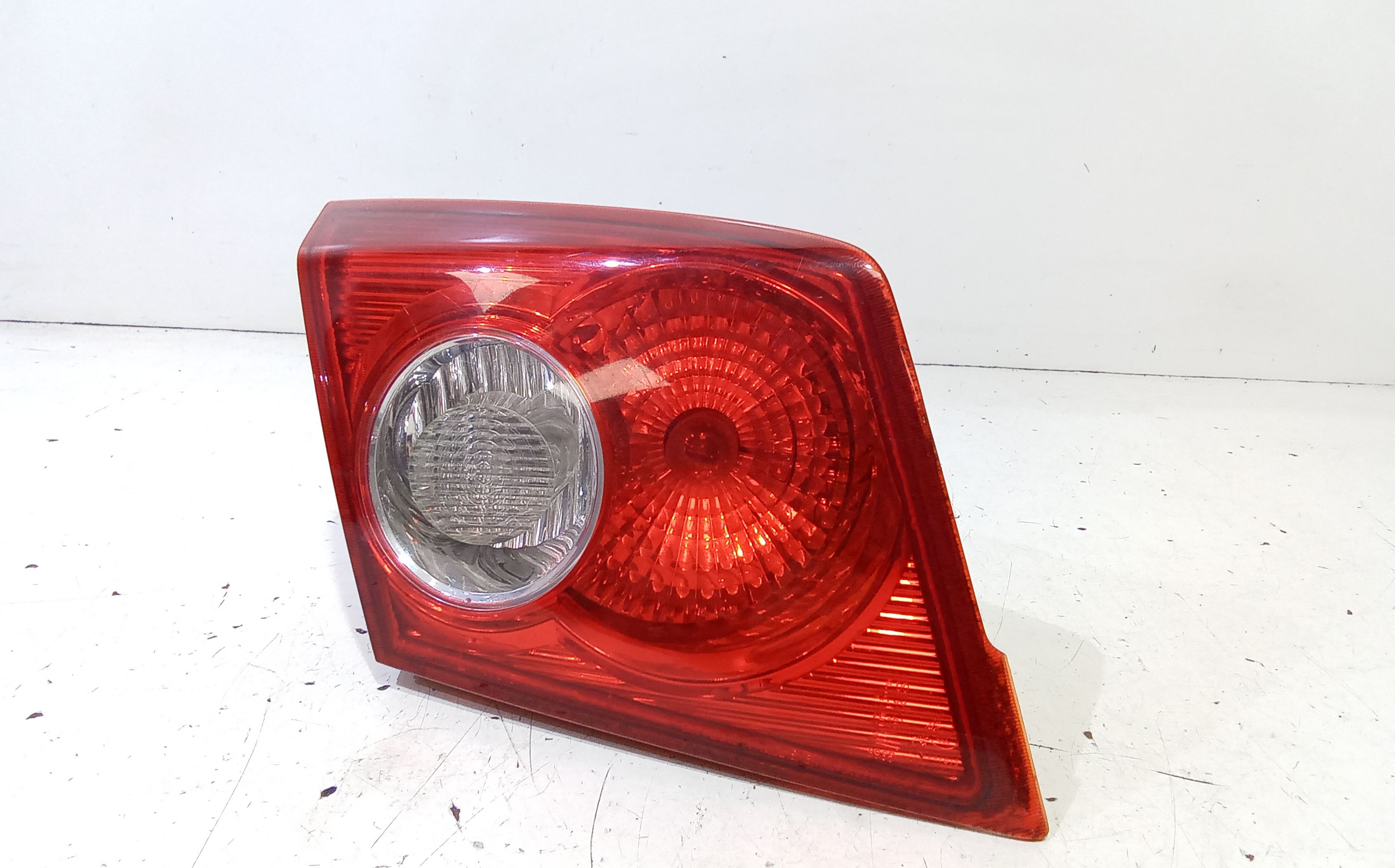 fanale stop supplementare sinistro - Immagine 1 di 5