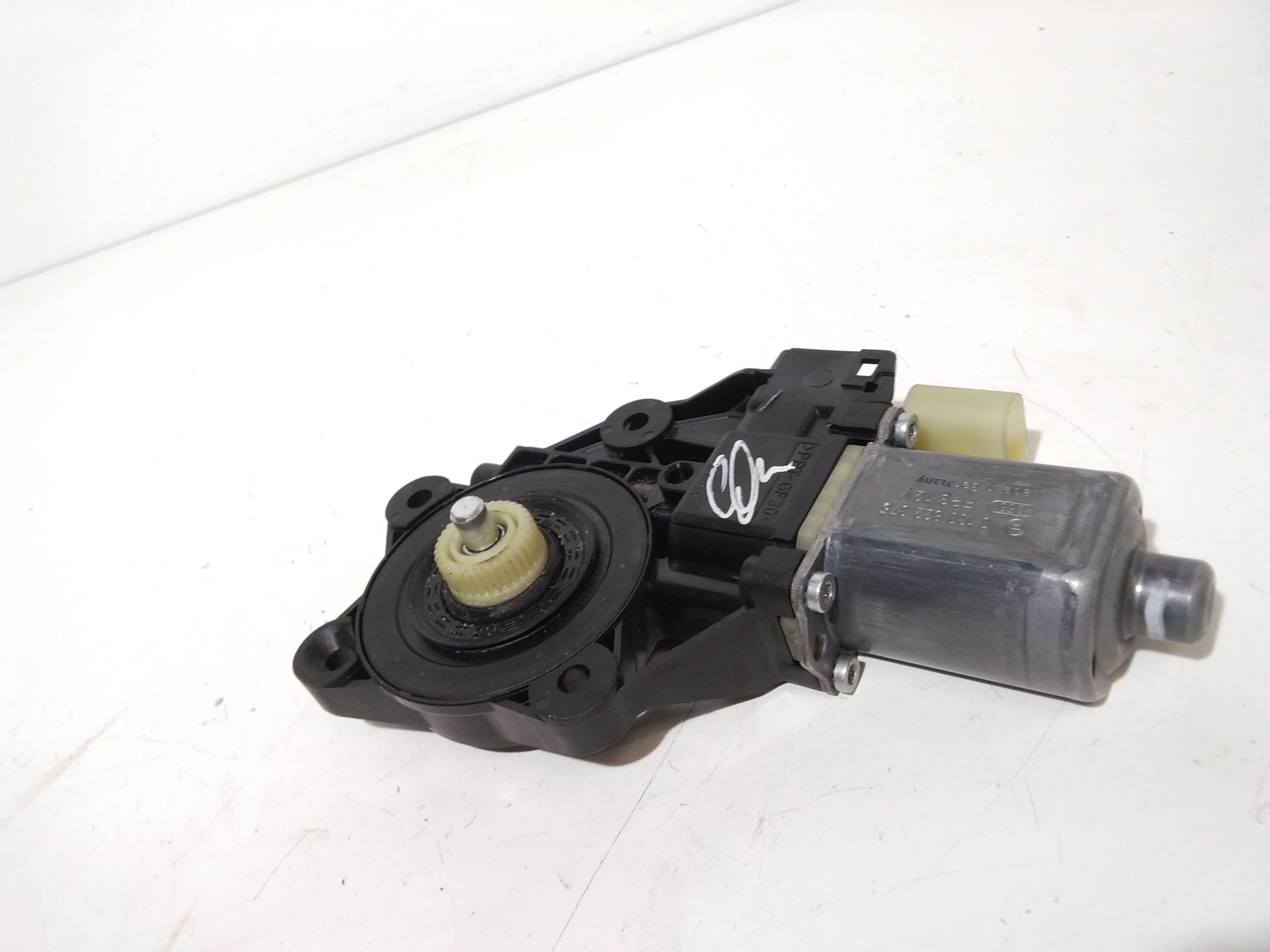 Motorino Alzacristallo Porta Ant. Destro 67622757044 Usato