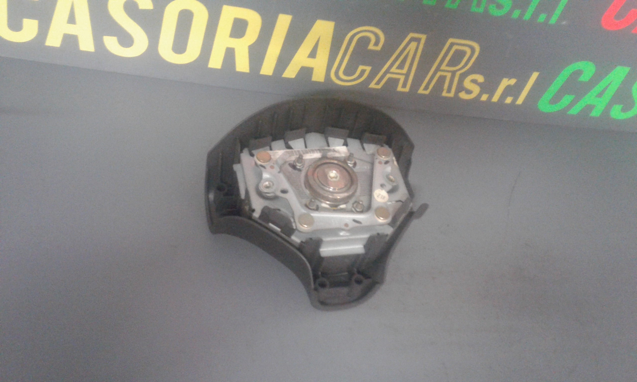 Dispositivo airbag lato guida - Immagine 1 di 3