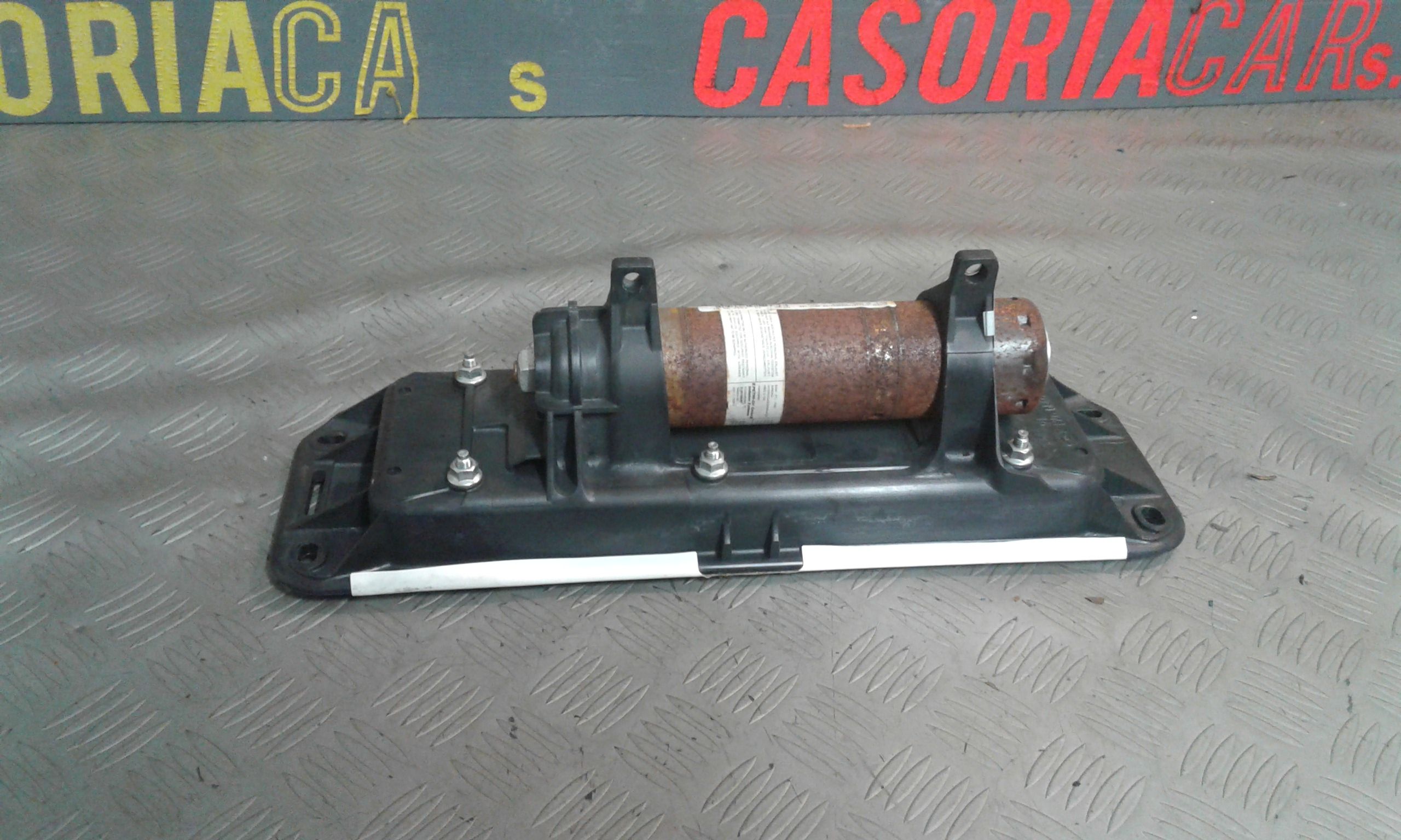 Dispositivo airbag lato passeggero - Immagine 1 di 3