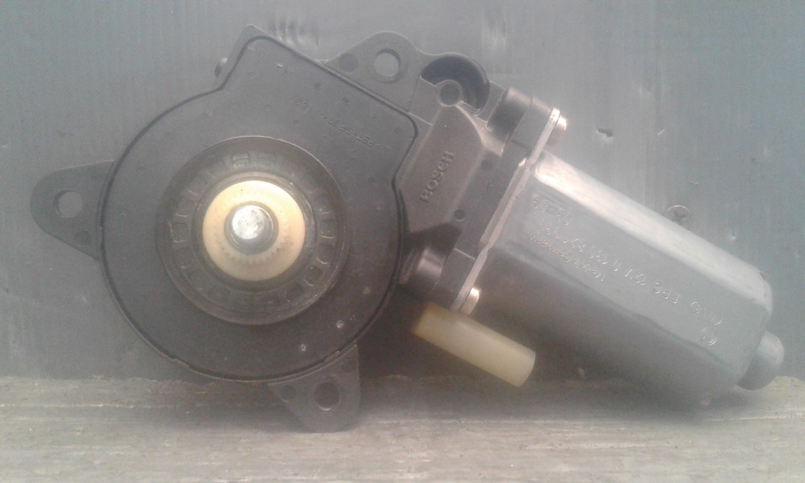 Motorino alzacristallo porta ant. Destro - Immagine 1 di 3