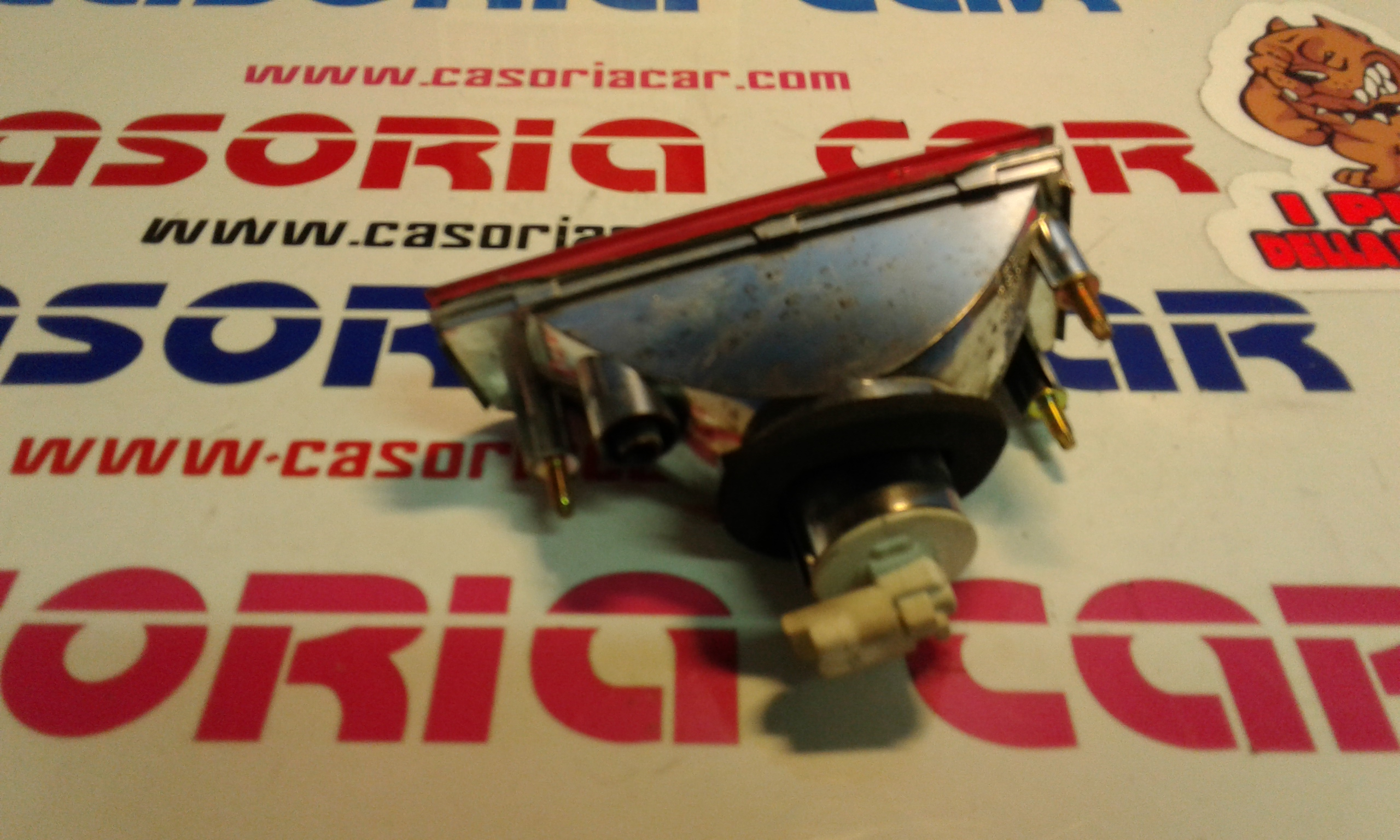 fanale stop supplementare sinistro - Immagine 1 di 2