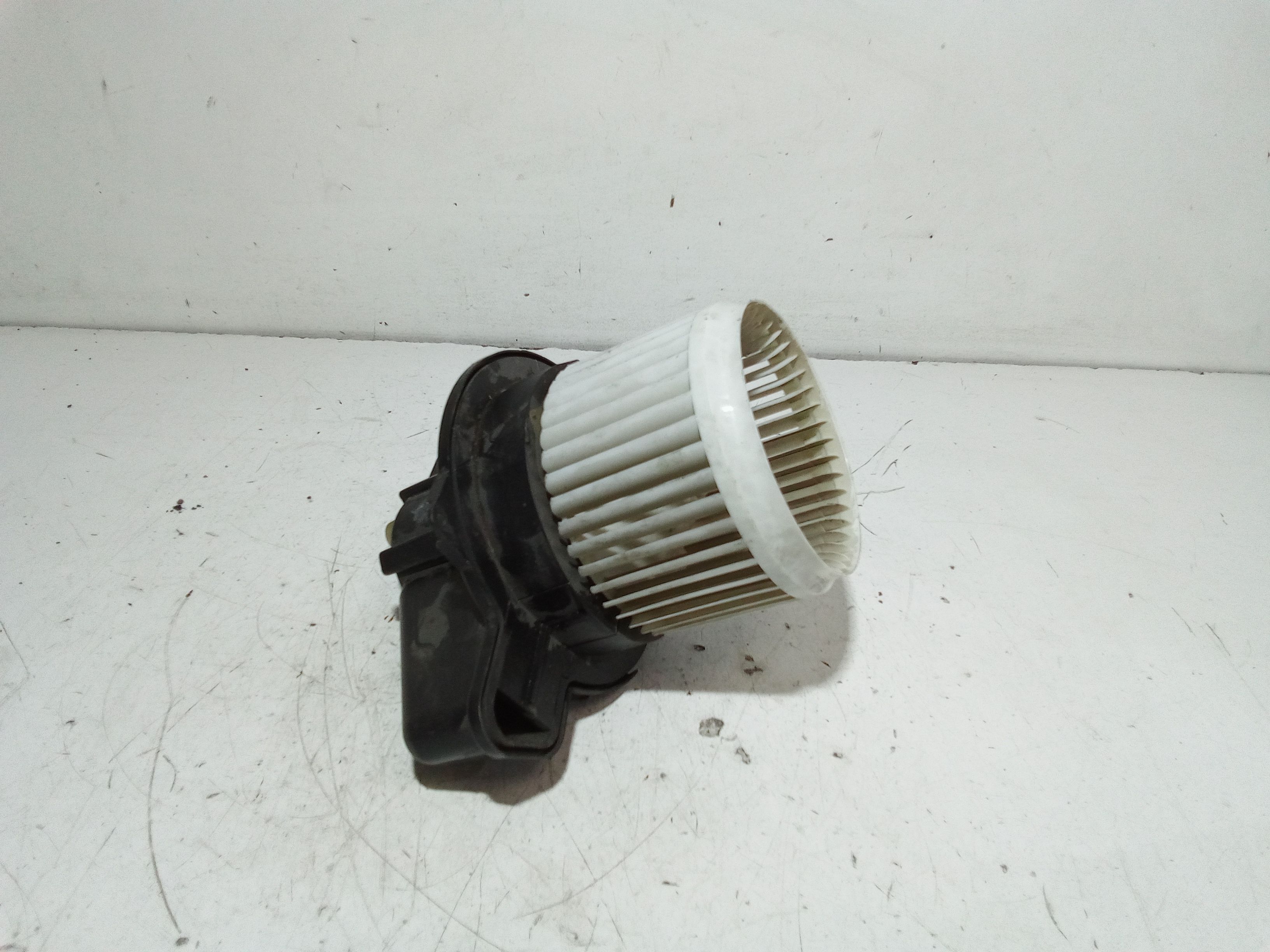 Motorino Ventilazione Abitacolo Fiat 500E (EV) (07/20>) 77368879 116360-6860 Usato