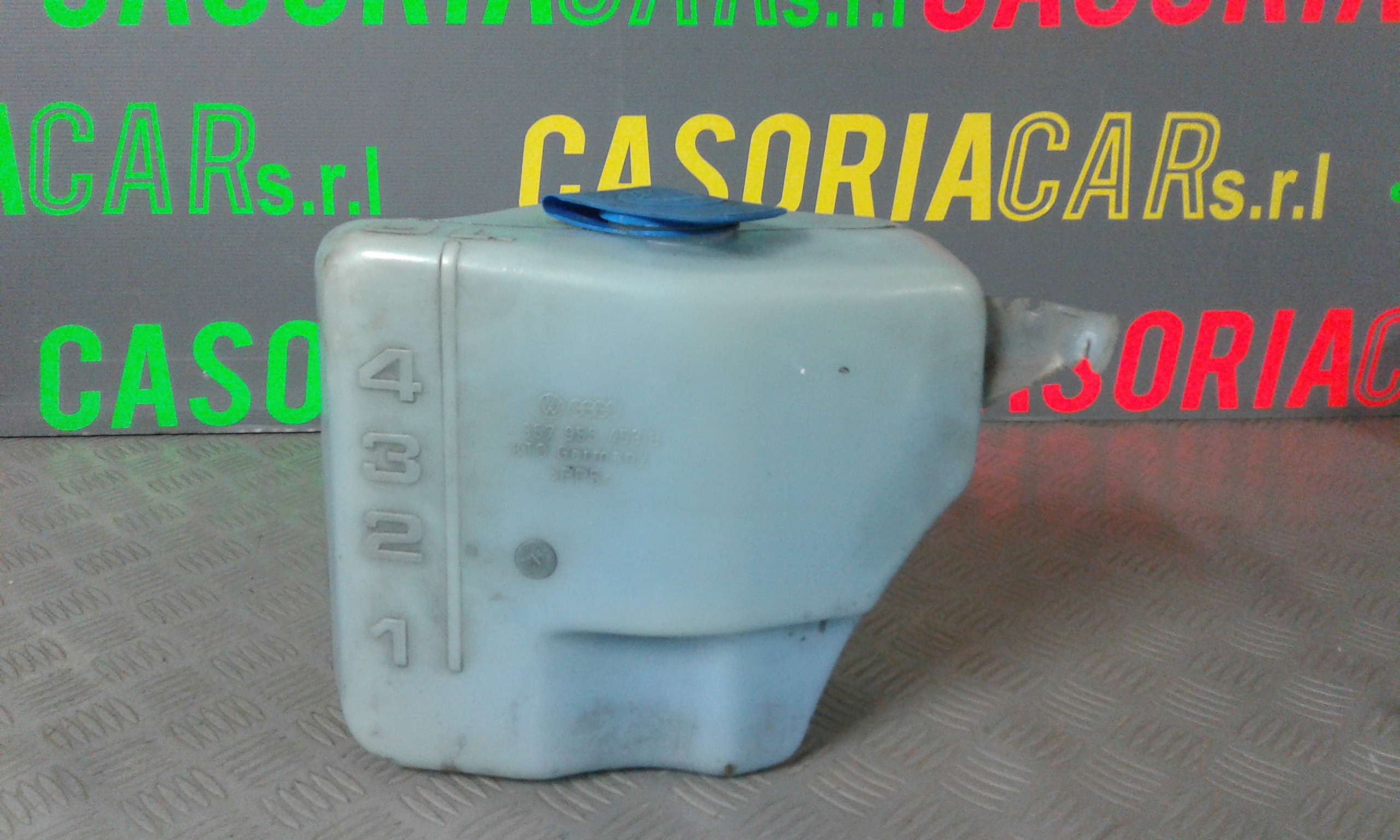 Serbatoio tergiparabrezza compl. - Immagine 1 di 3