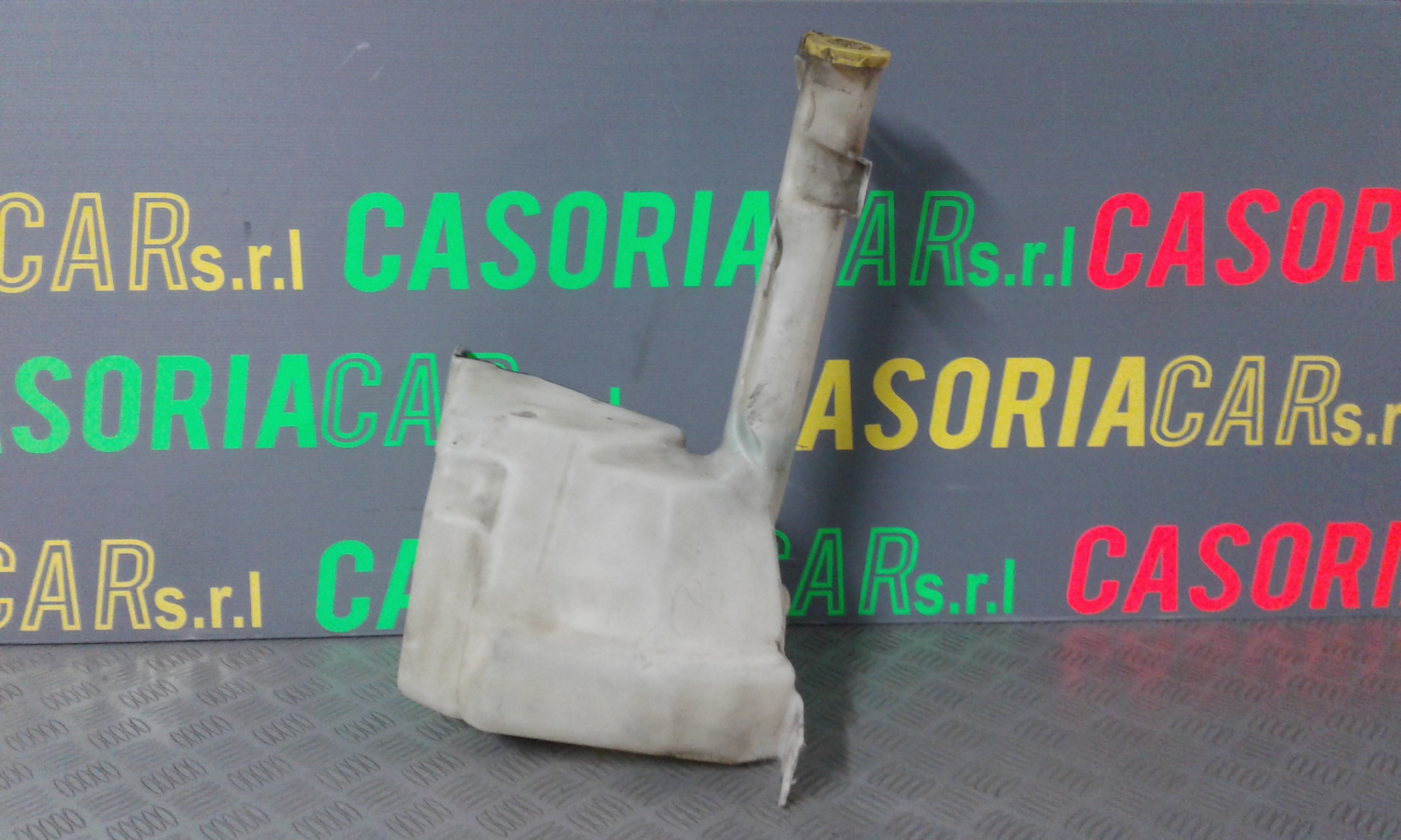 Serbatoio tergiparabrezza compl. - Immagine 1 di 3