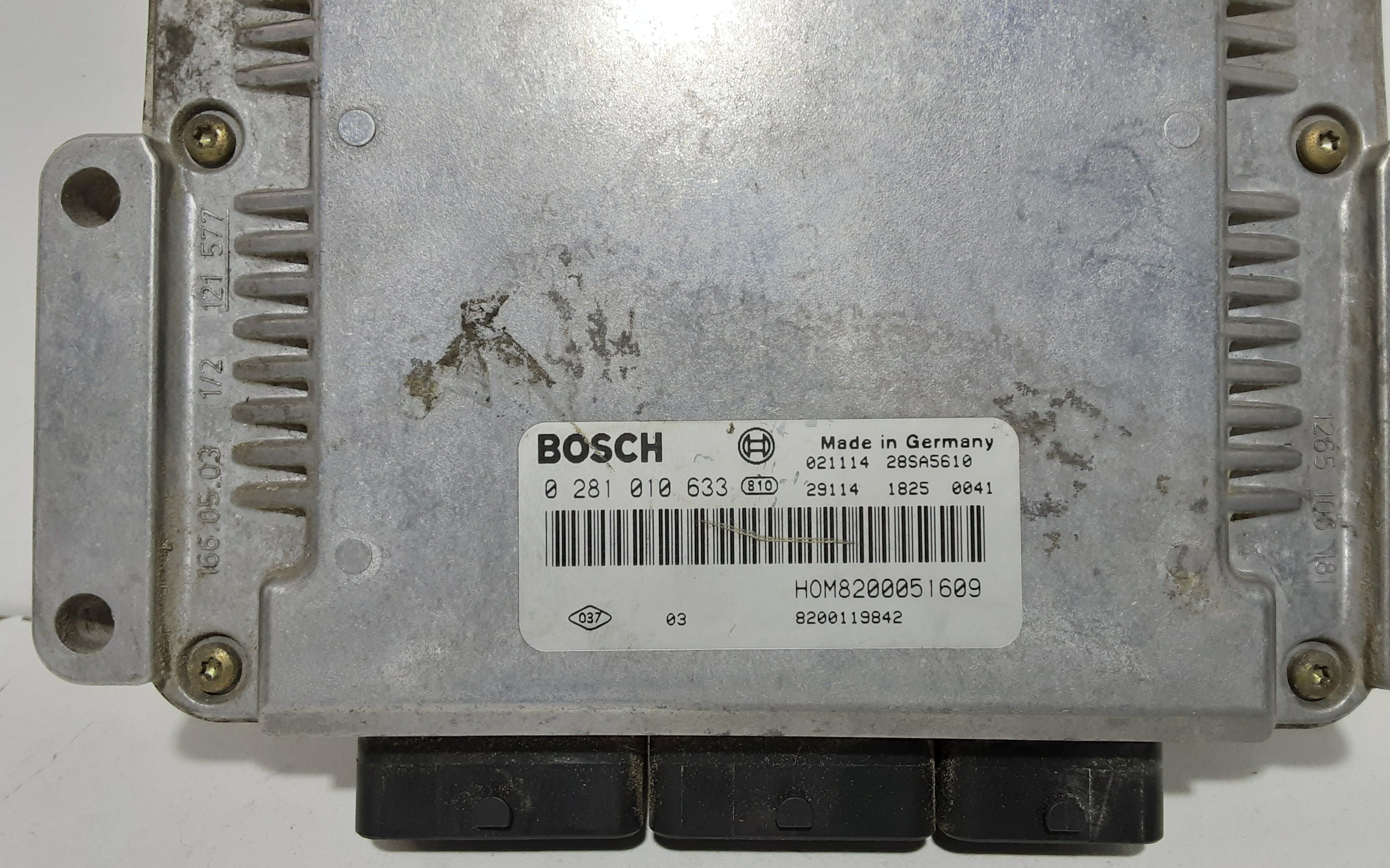 Centralina Iniezione (Bosch) 8200823728 0 281 010 633 Usato