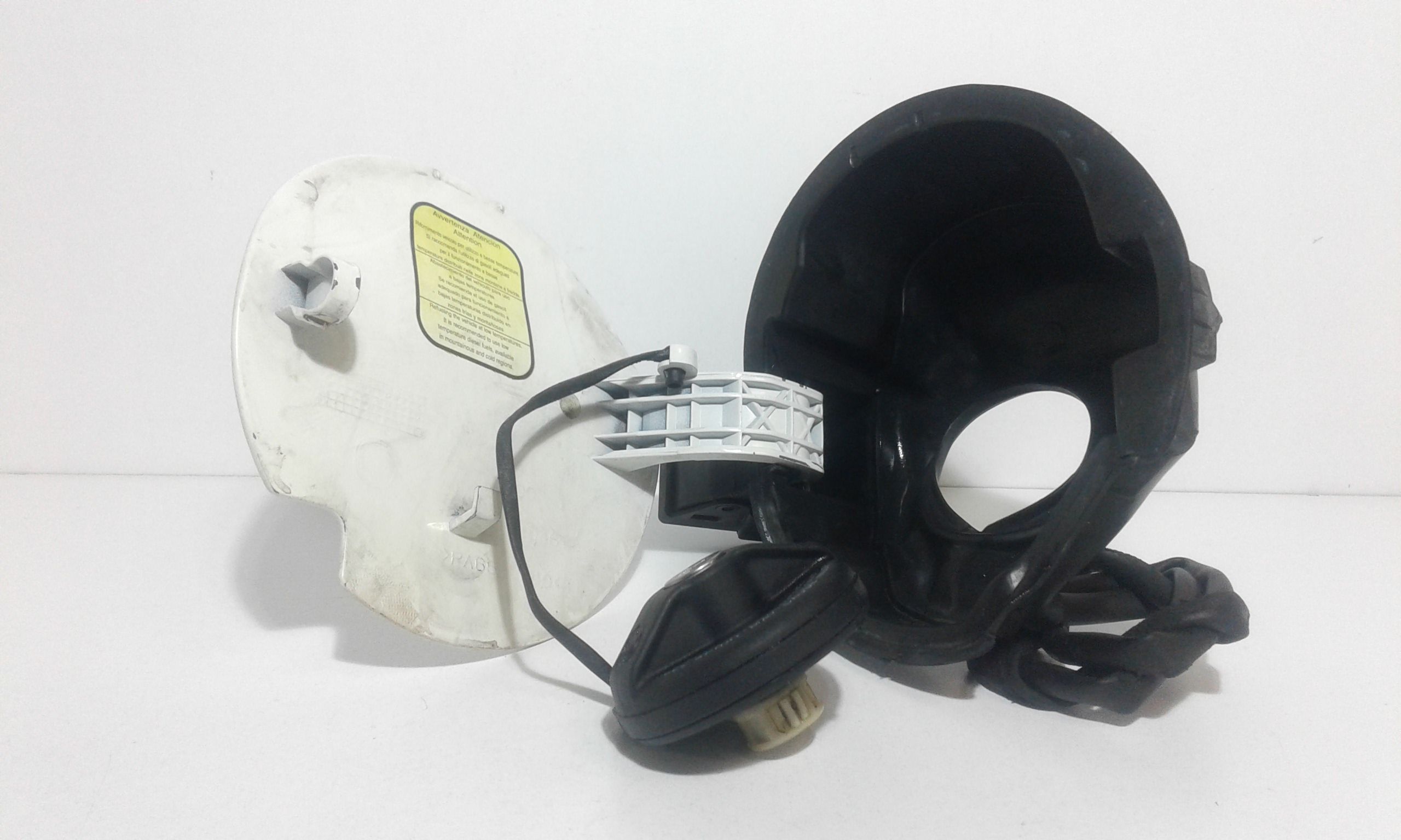 Sportello Carburante 52109064 Usato