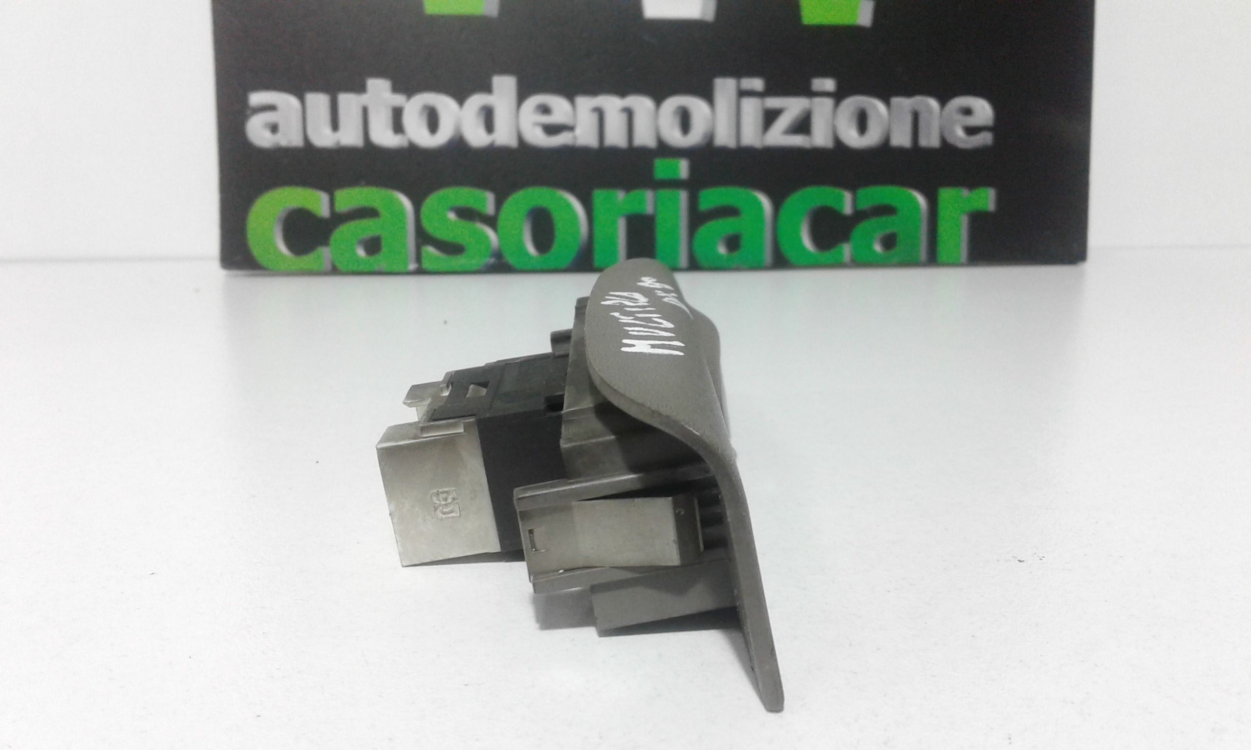 Interruttore alzacristalli porta ant. Destro - Immagine 1 di 4