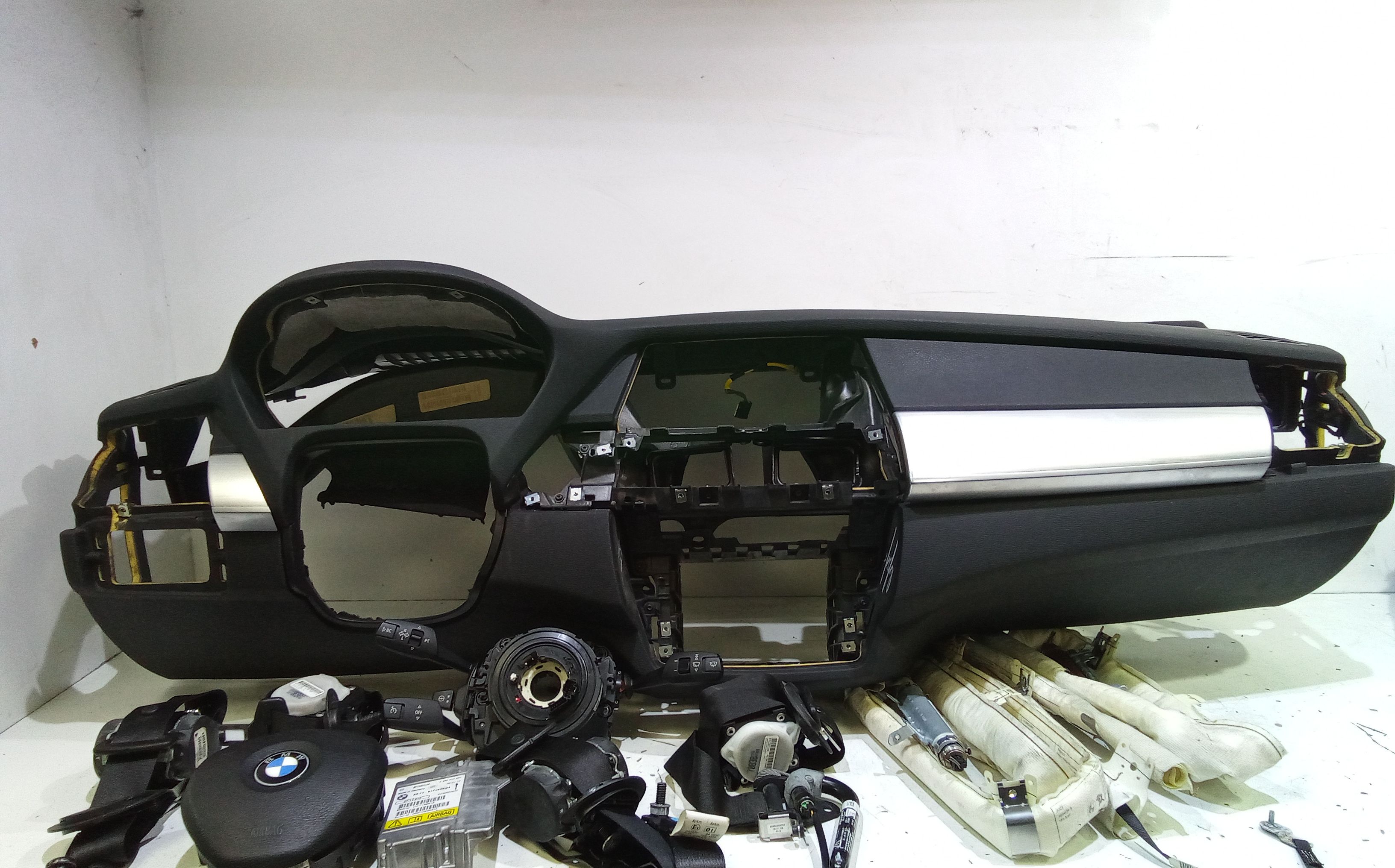 Kit Airbag Completo - Immagine 1 di 7