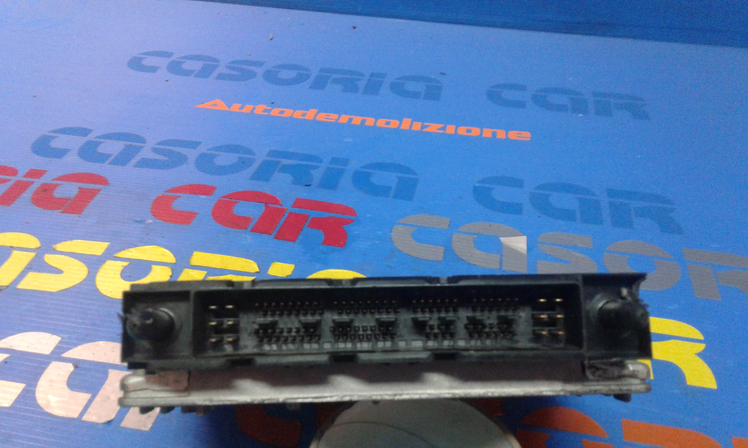 Centralina Iniezione (Bosch Volvo) 8602779 0281010319 Usato