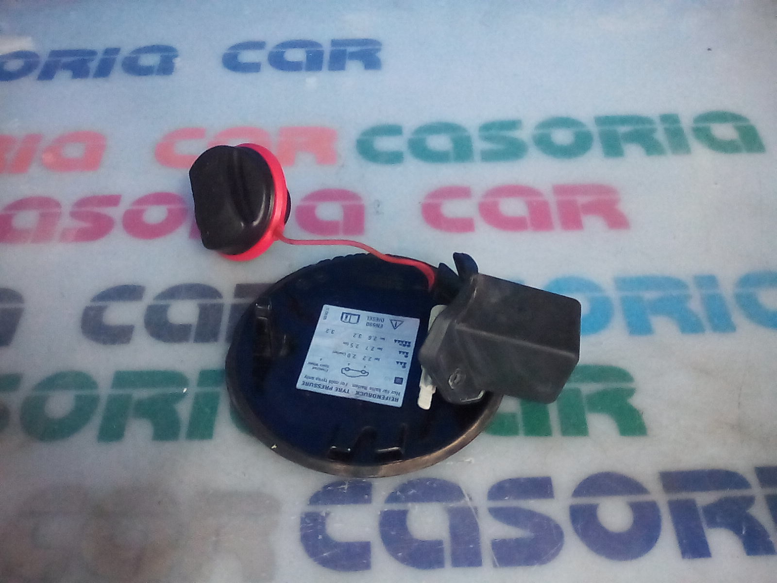 Sportello carburante - Immagine 1 di 2