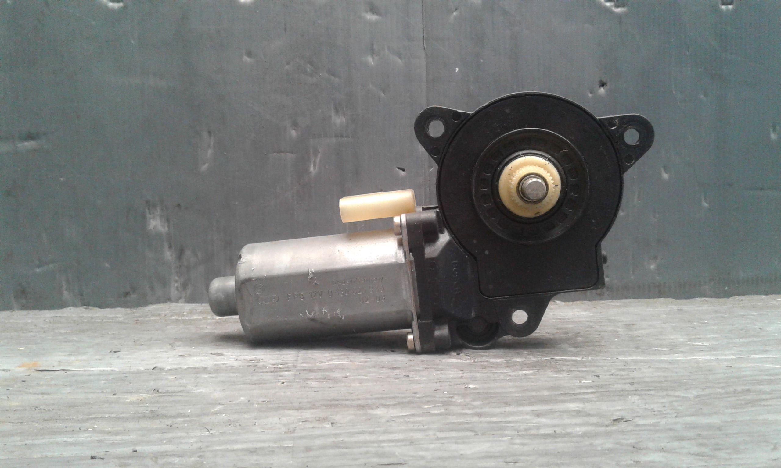 Motorino alzacristallo porta ant. Destro - Immagine 1 di 3