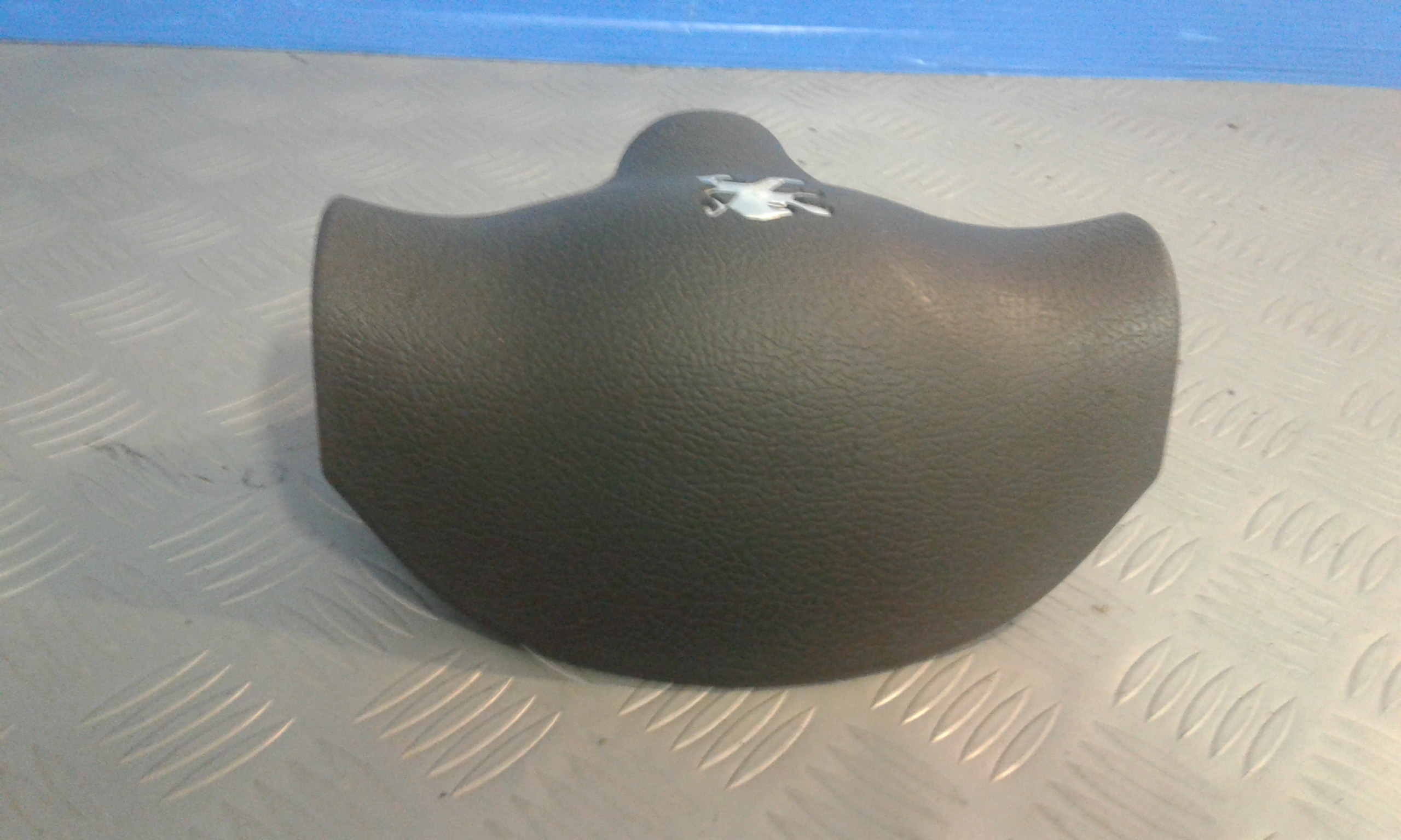 Dispositivo airbag lato guida - Immagine 1 di 3