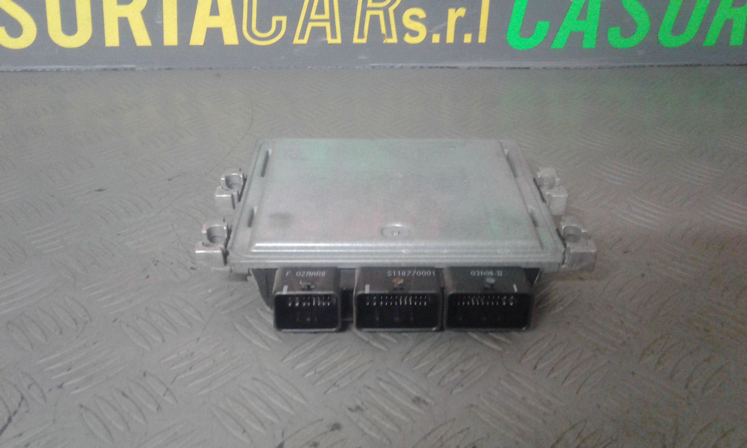Centralina Iniezione (Siemens Renault) 8200321263 S122326114 Usato