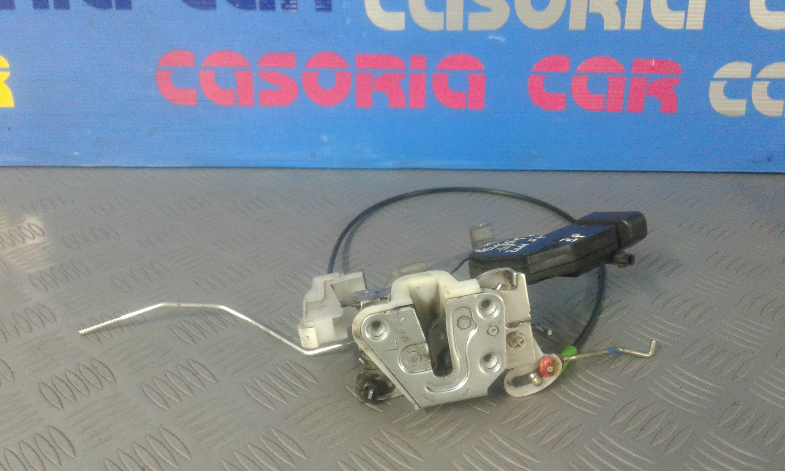 Serratura porta ant. Sinistro - Immagine 1 di 3