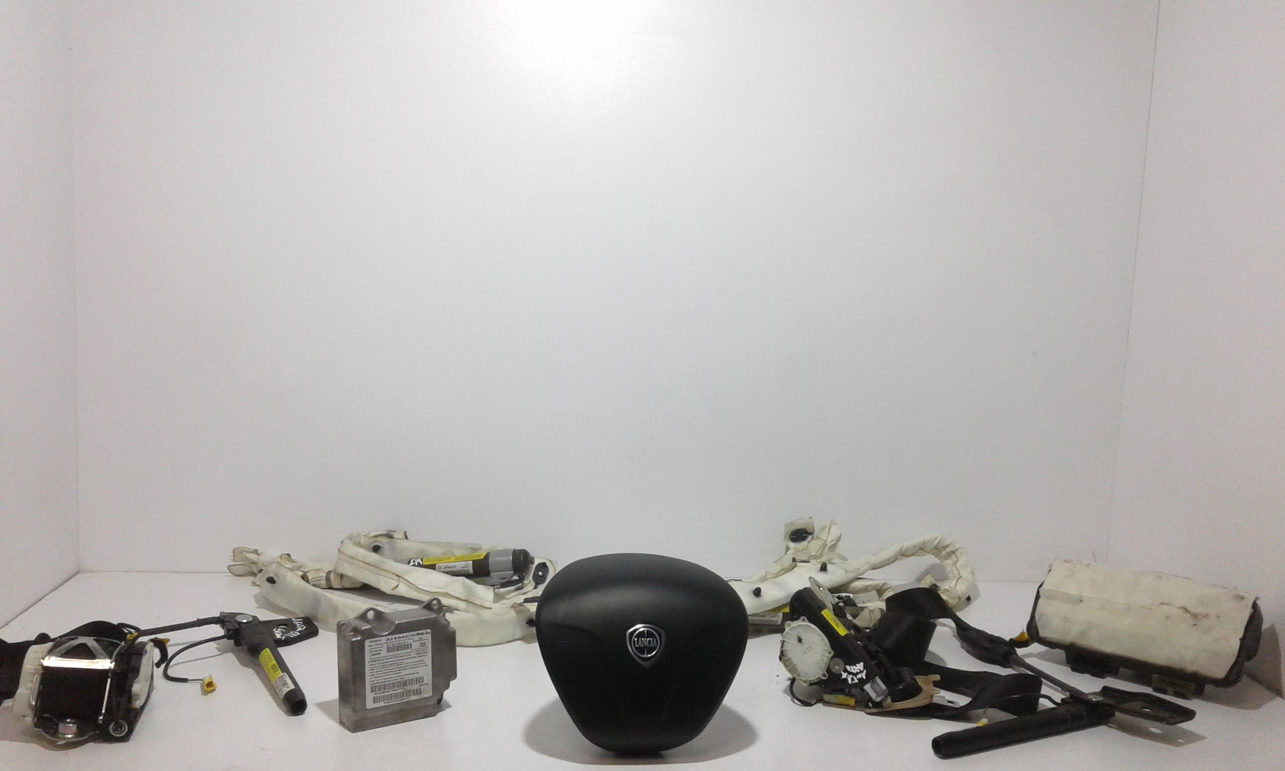 Kit Airbag Completo - Immagine 1 di 6
